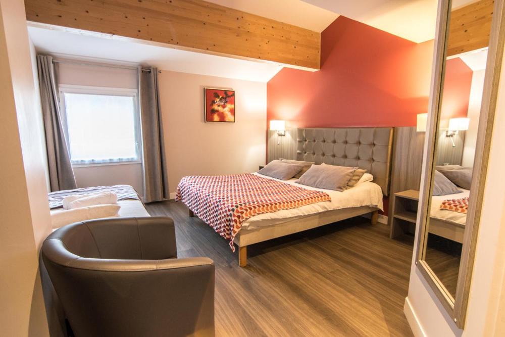 Standard Suite - Photo 2
