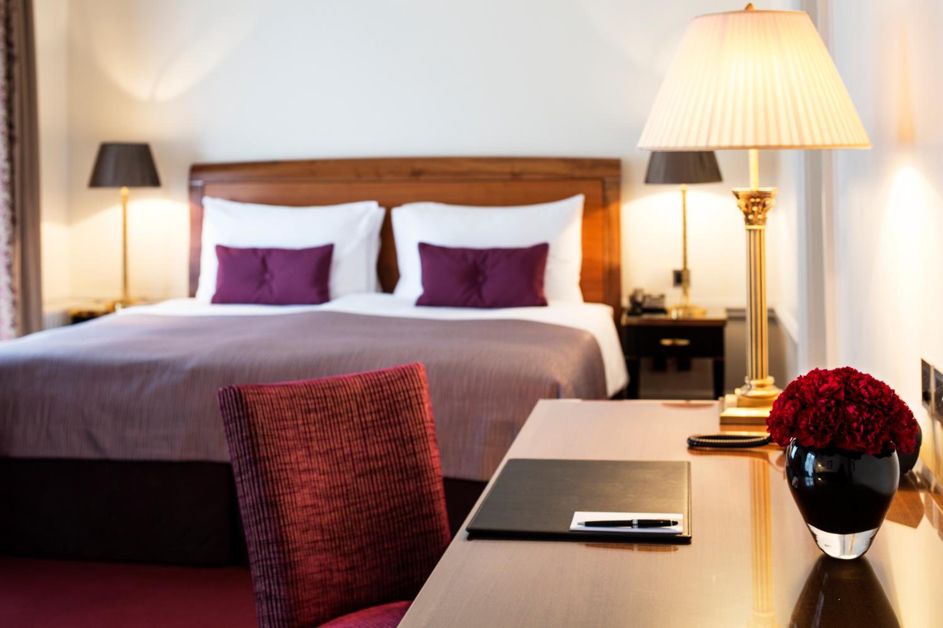 Standard Single Room thumbnail 6
