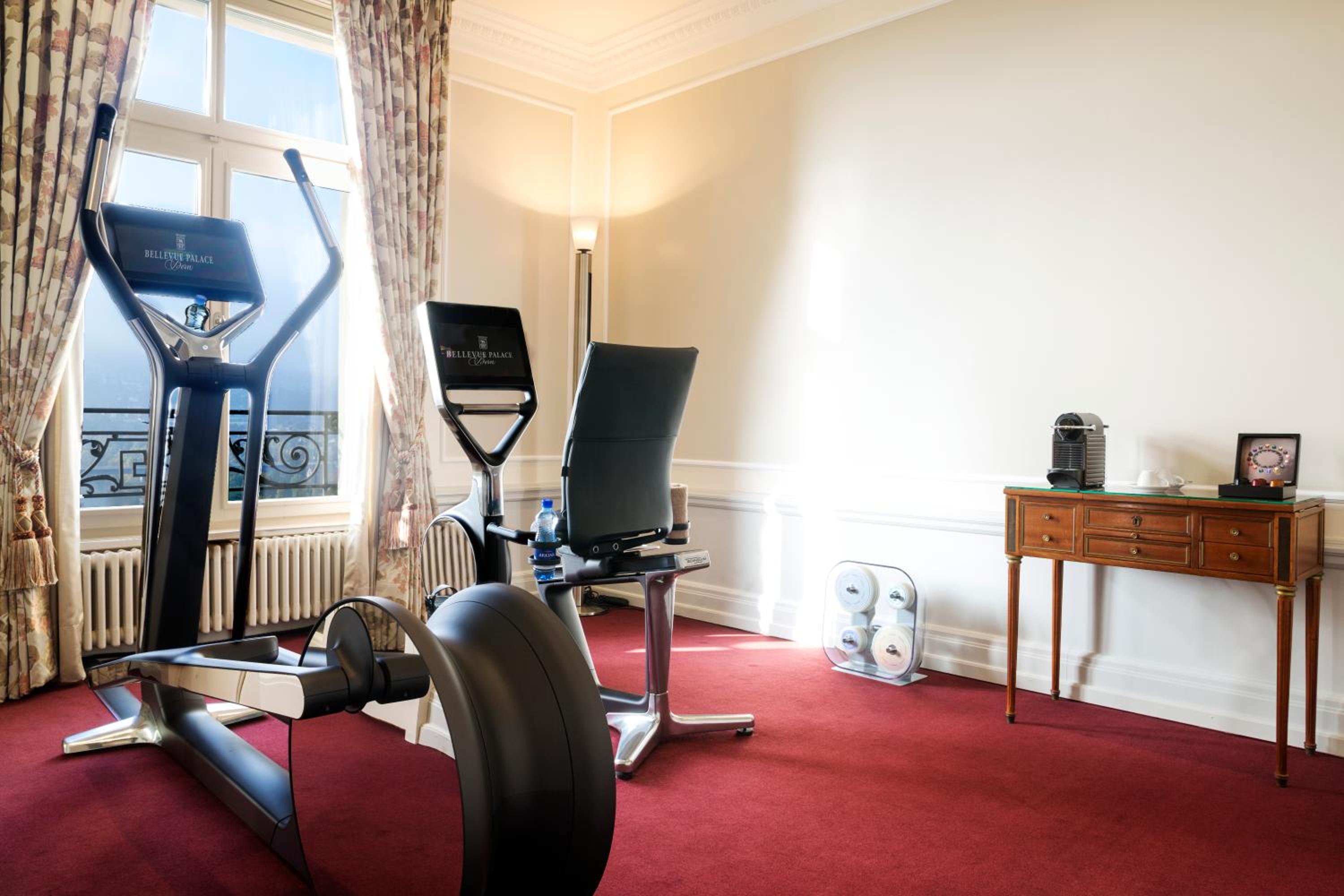 Tower Suite - Photo 7