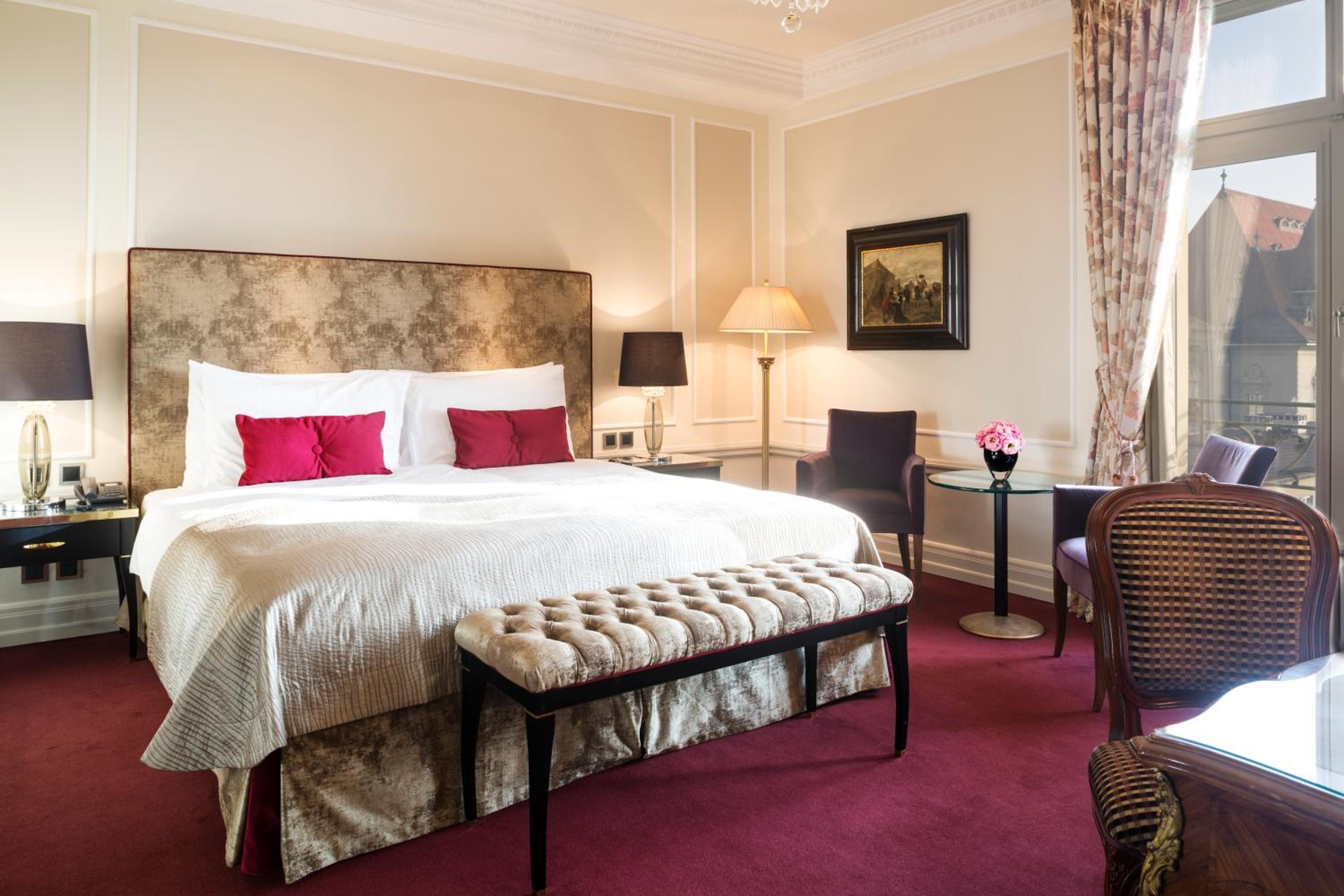 Tower Suite - Photo 8