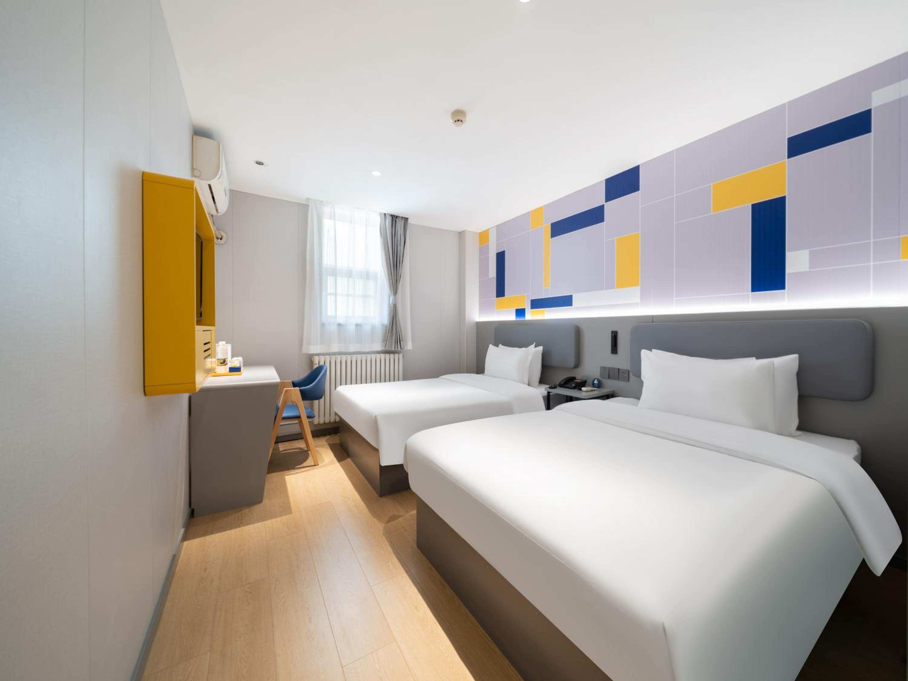 Freedom Twin Room