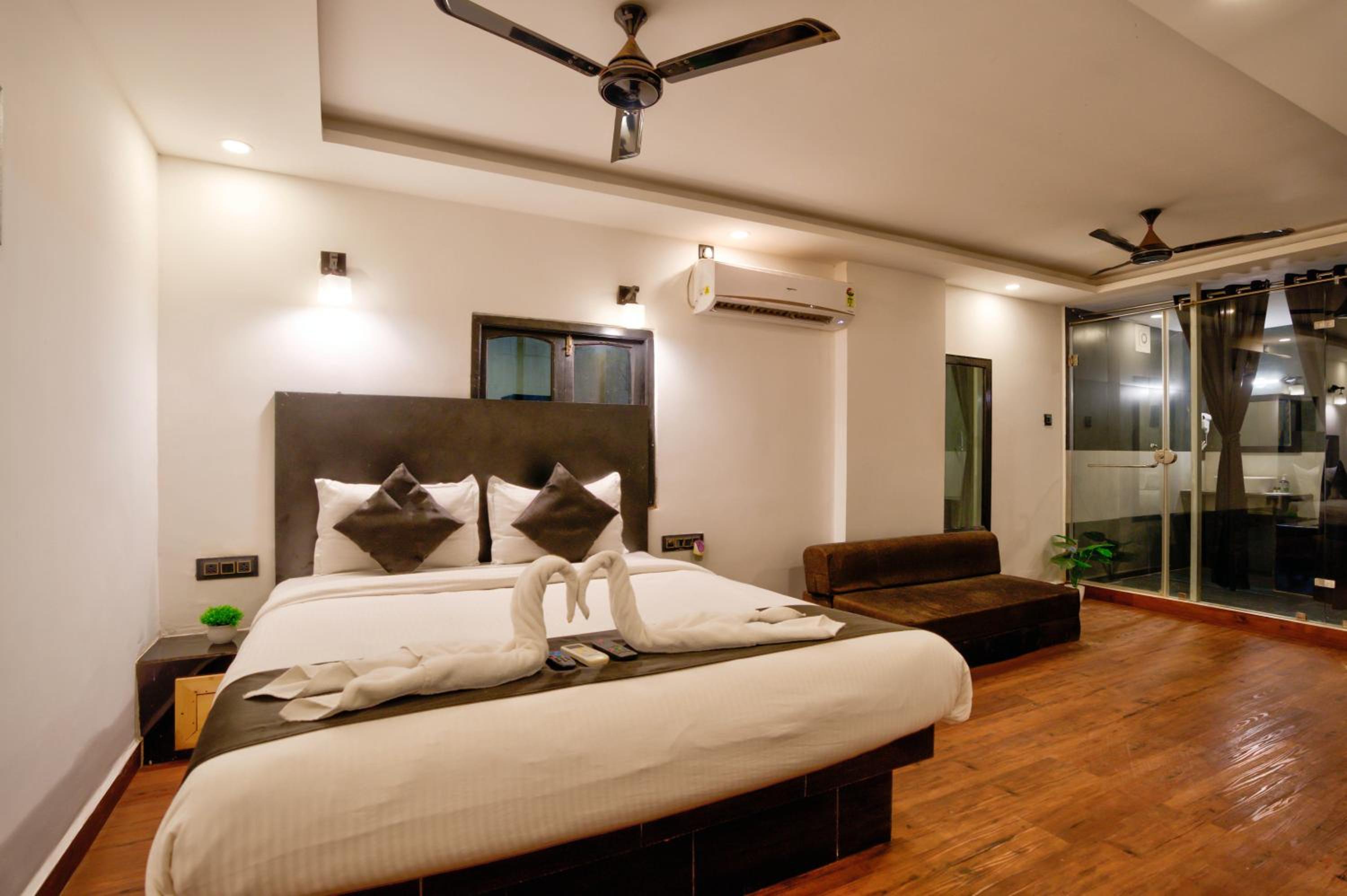 Deluxe Triple Room photo 3