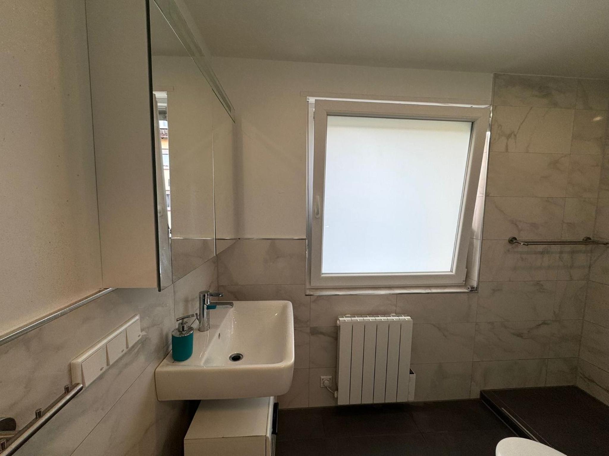 Triple Room with Shared Bathroom photo 2
