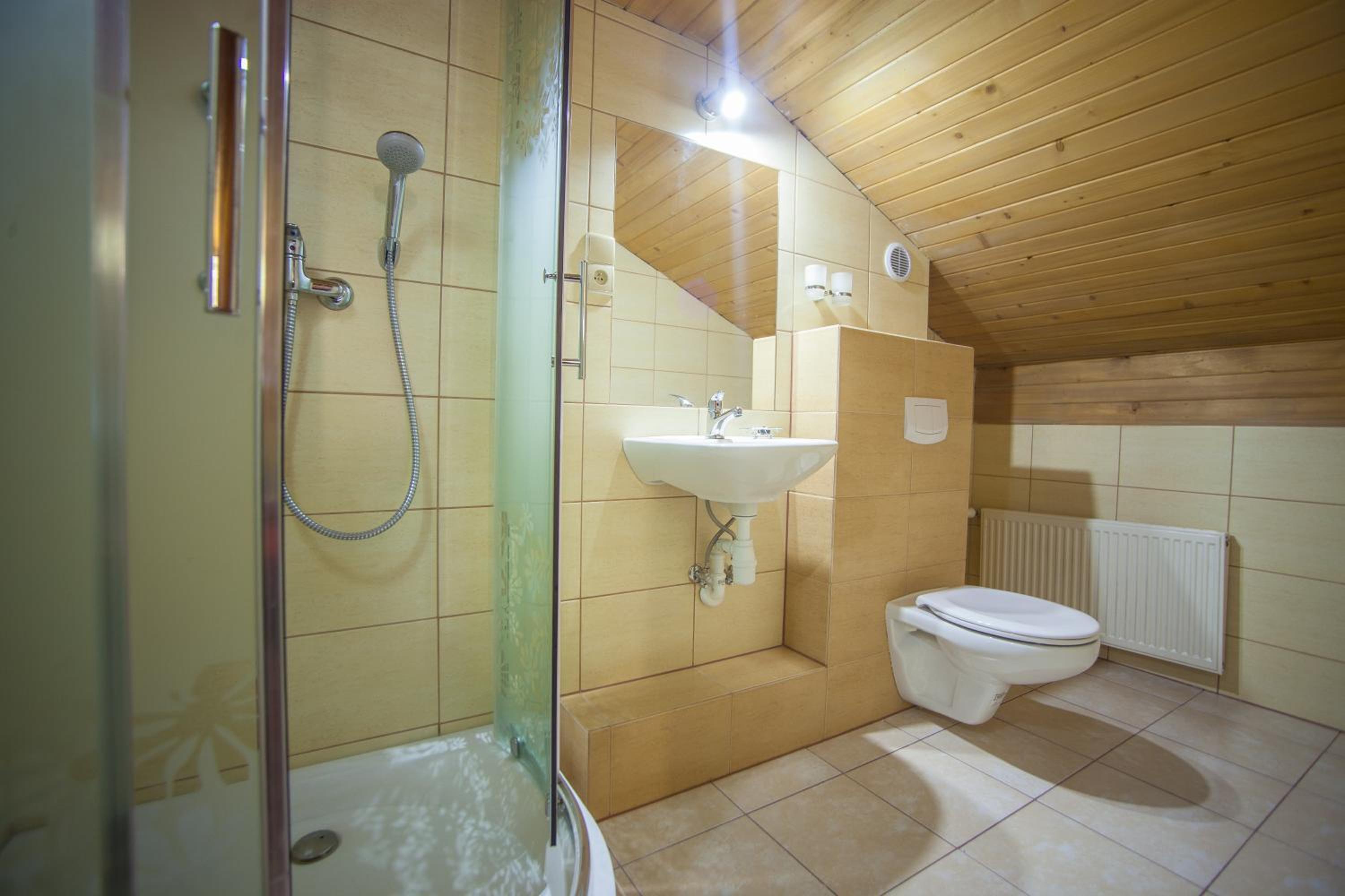 Quadruple Room with Mountain View photo 3