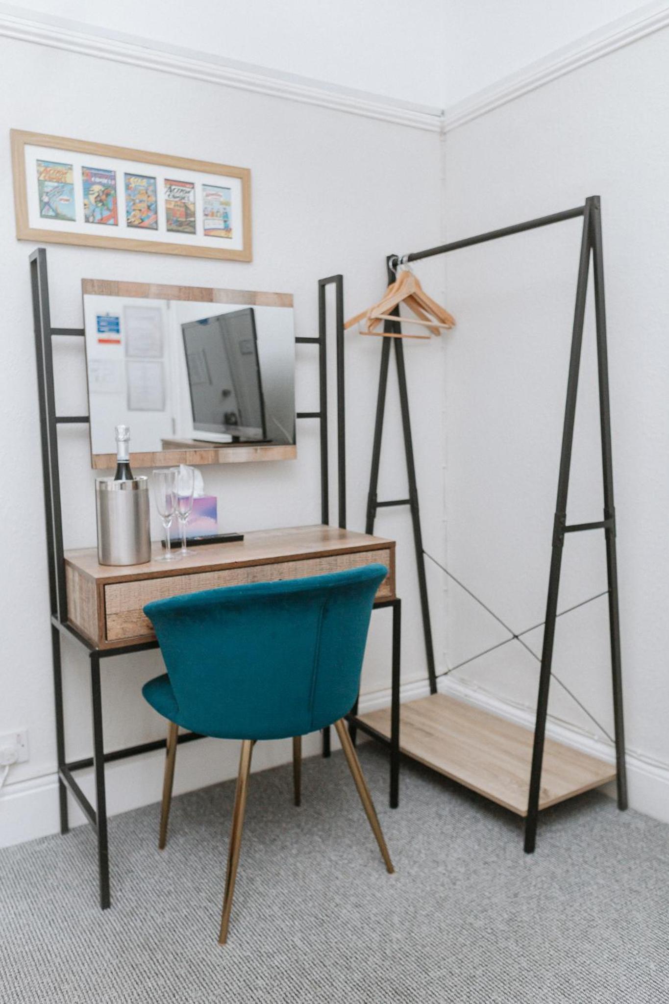 Single Room photo 3
