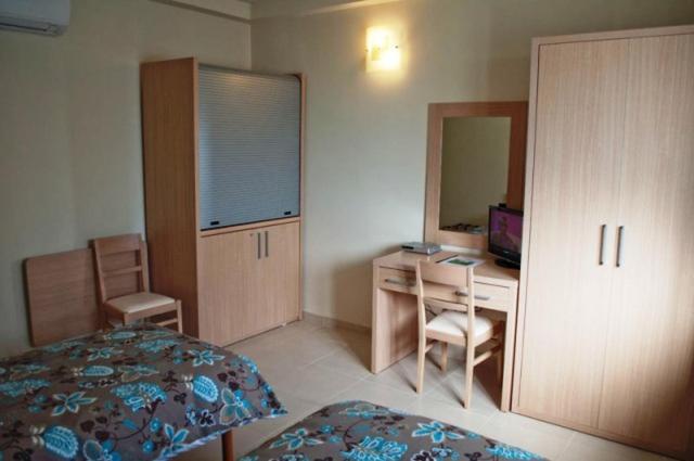 Triple Room - Photo 1