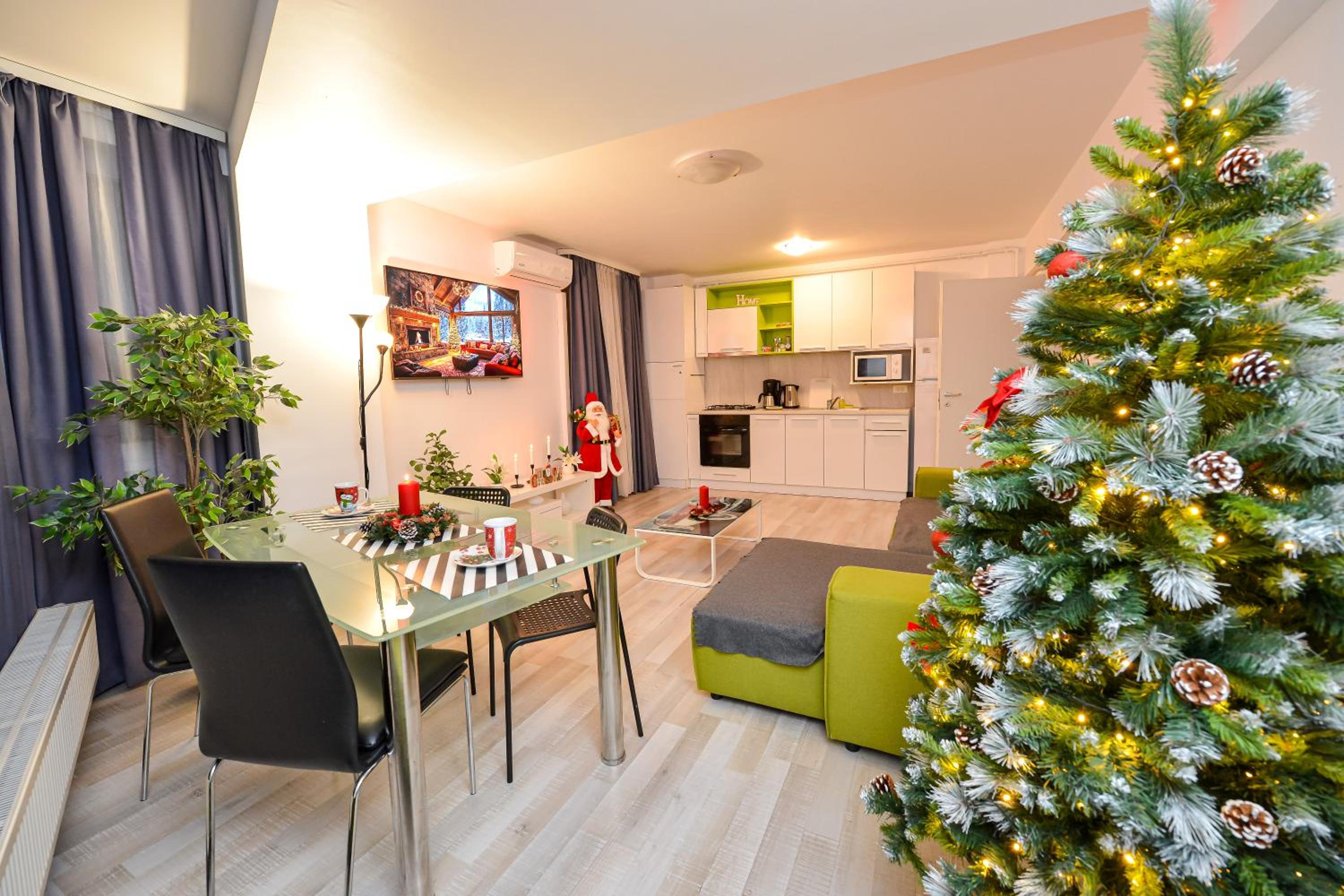 Two-Bedroom Apartment with Balcony and Terrace - Photo 1