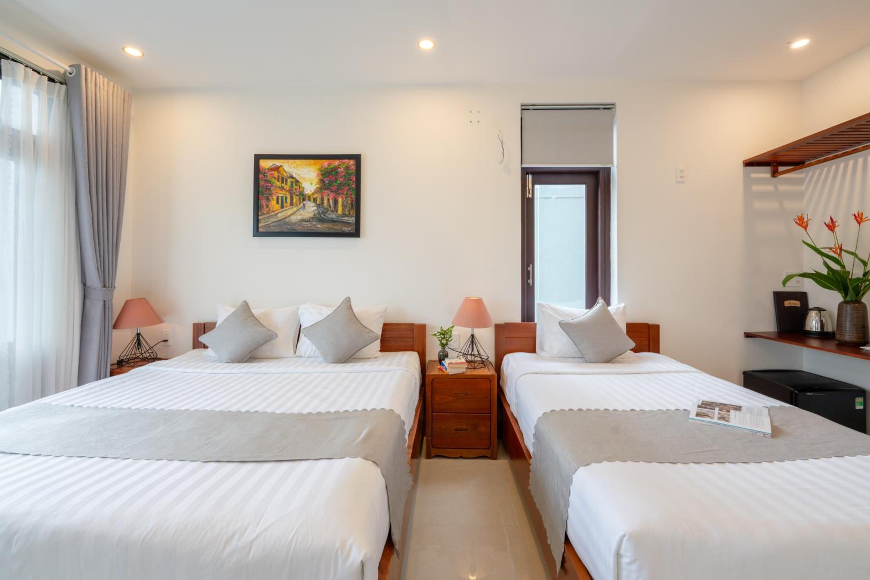 Triple Room with Lake View