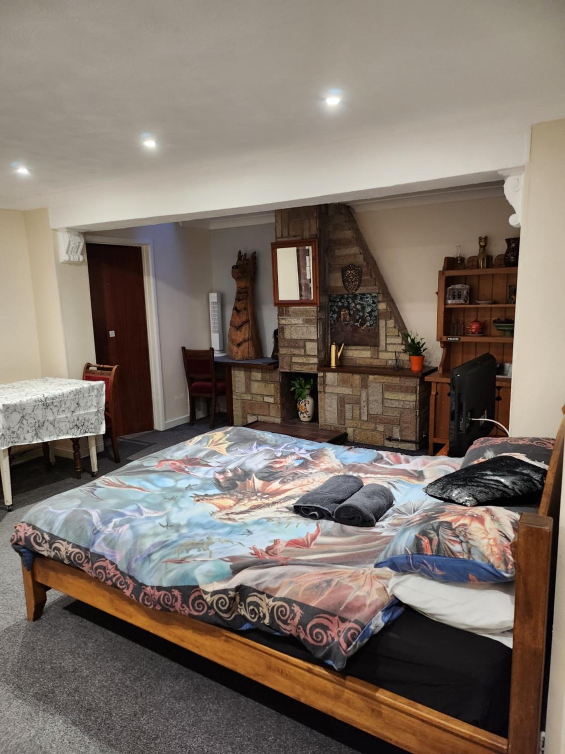 Economy Triple Room photo 1