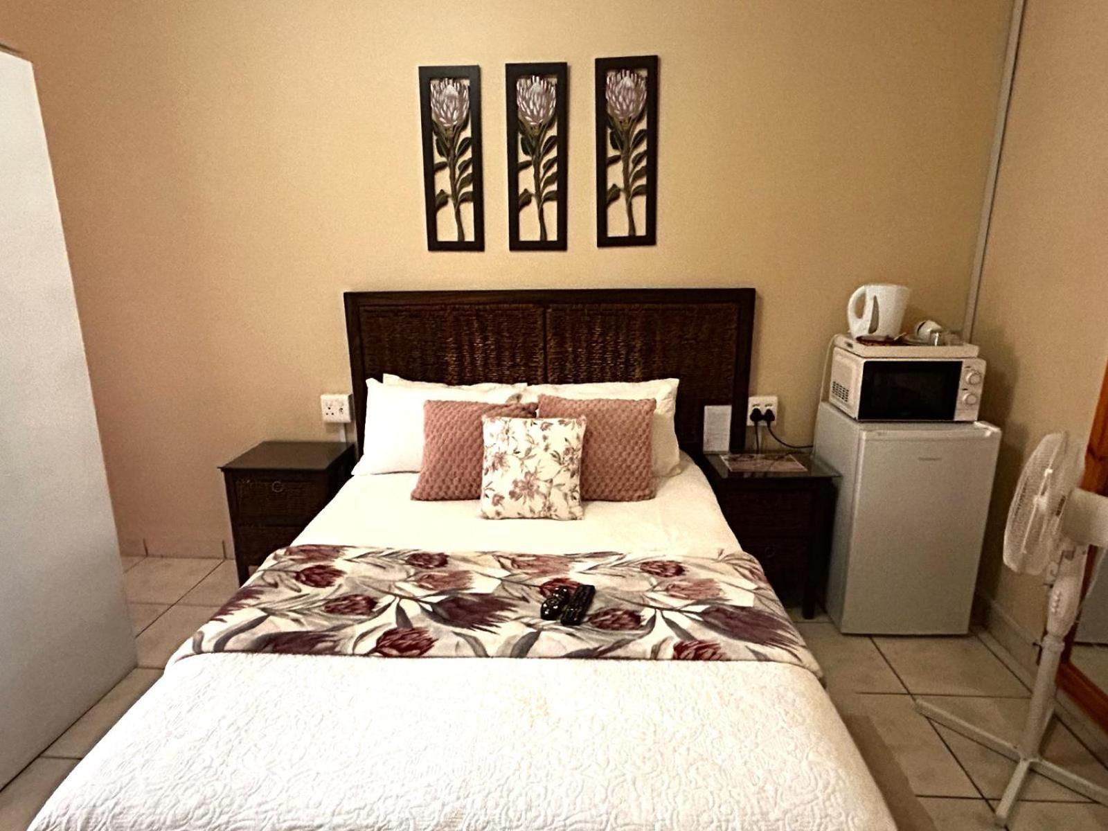 Standard Double Room - Photo 1
