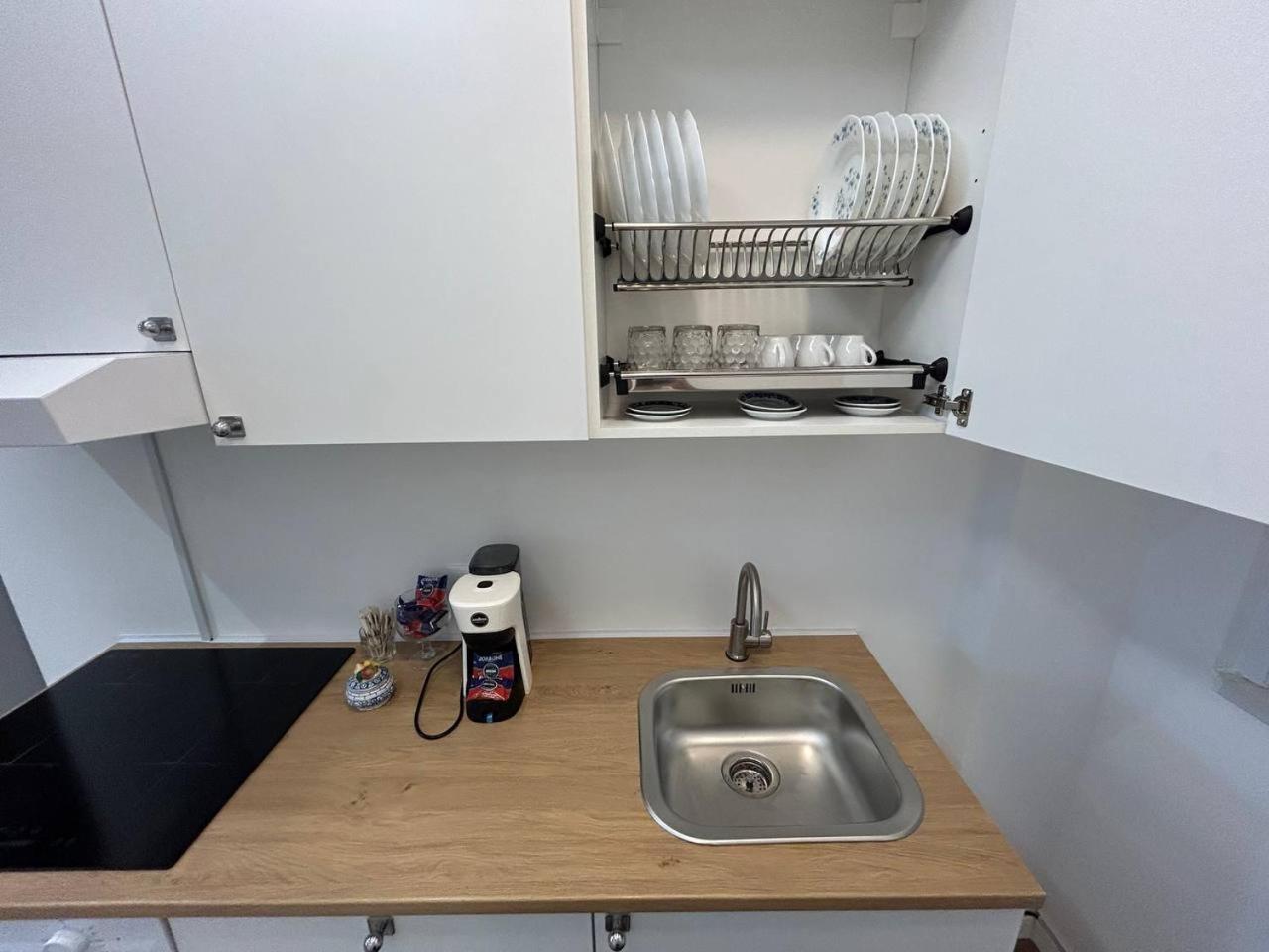 Two-Bedroom Deluxe Apartment with Balcony