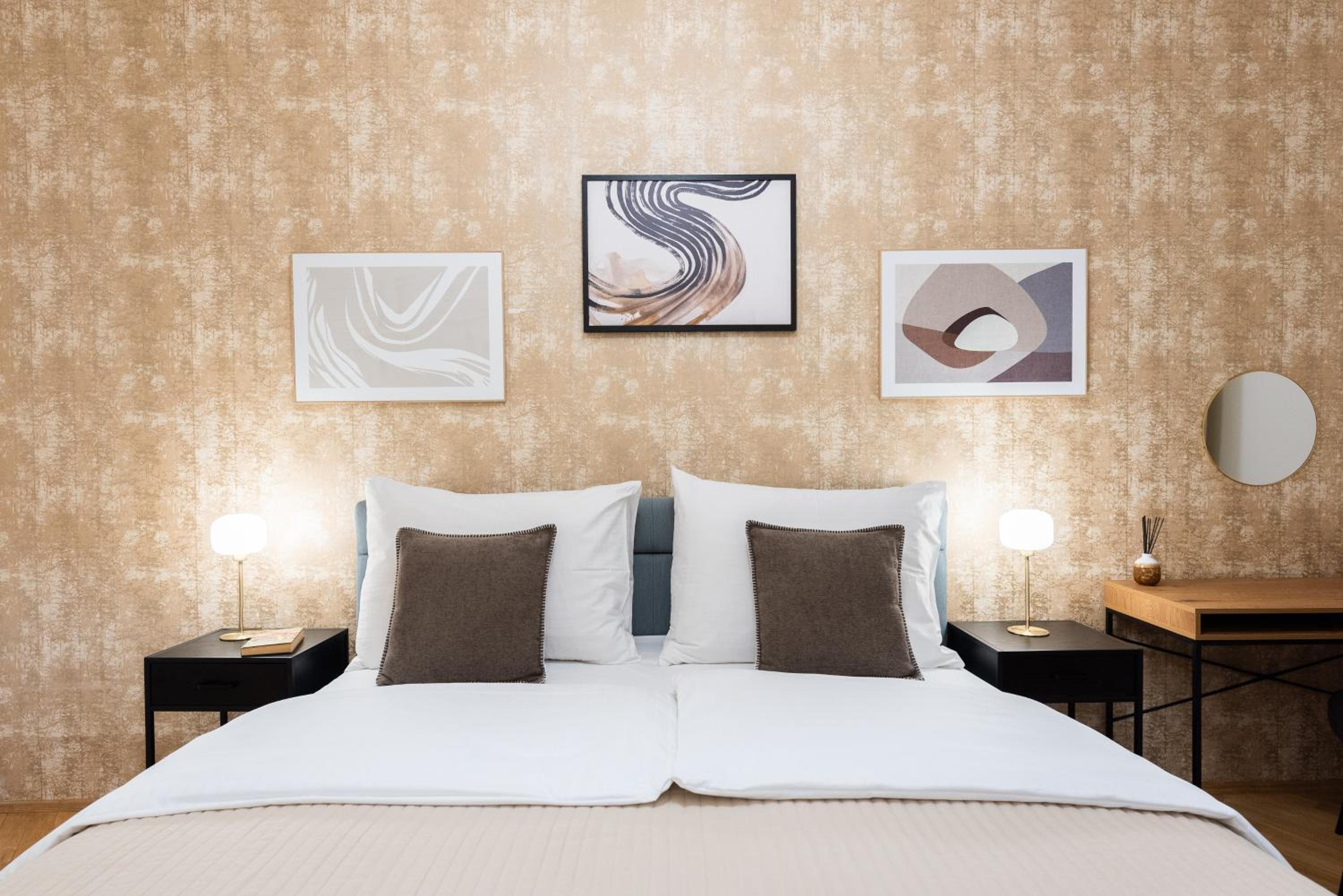 Four-Bedroom Luxury Apartment