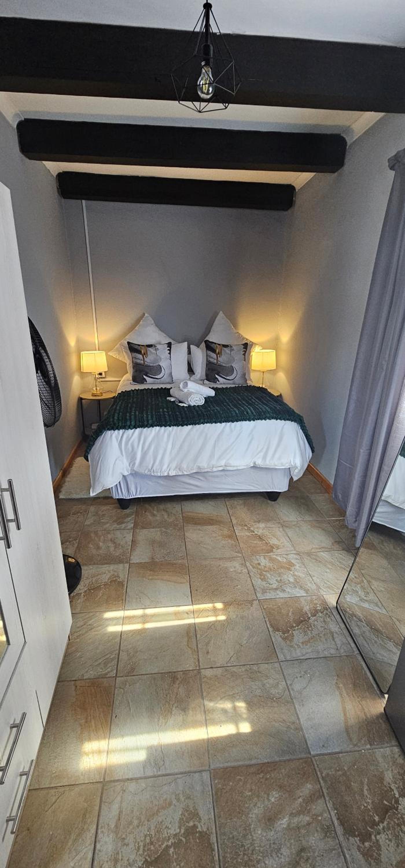 Double Room with Private External Bathroom photo 1