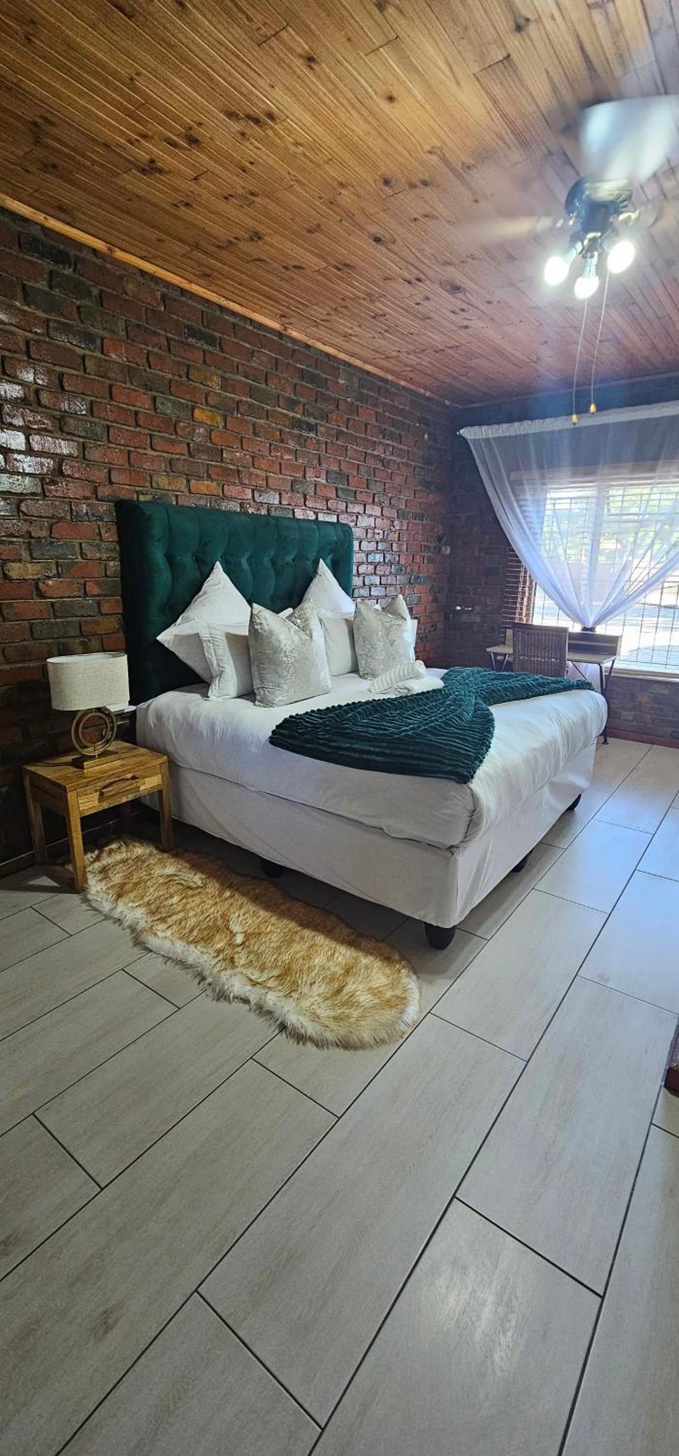 Double or Twin Room with Bathroom photo 1