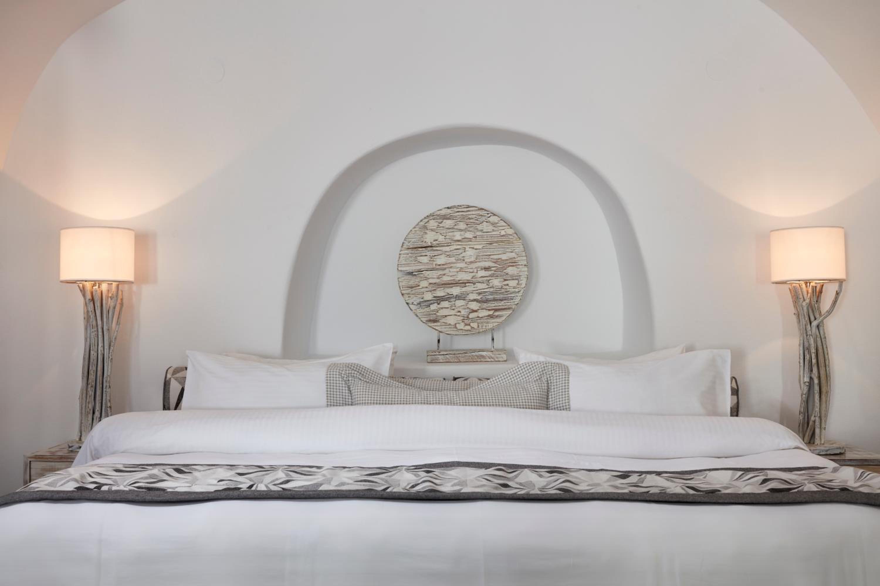Superior Suite with Sea View and Hot Tub - Photo 6