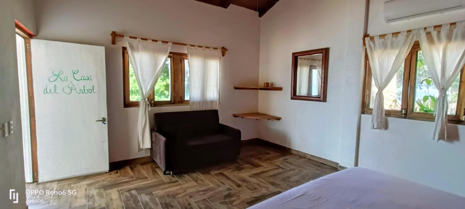 Deluxe Double Room with Sea View photo 2
