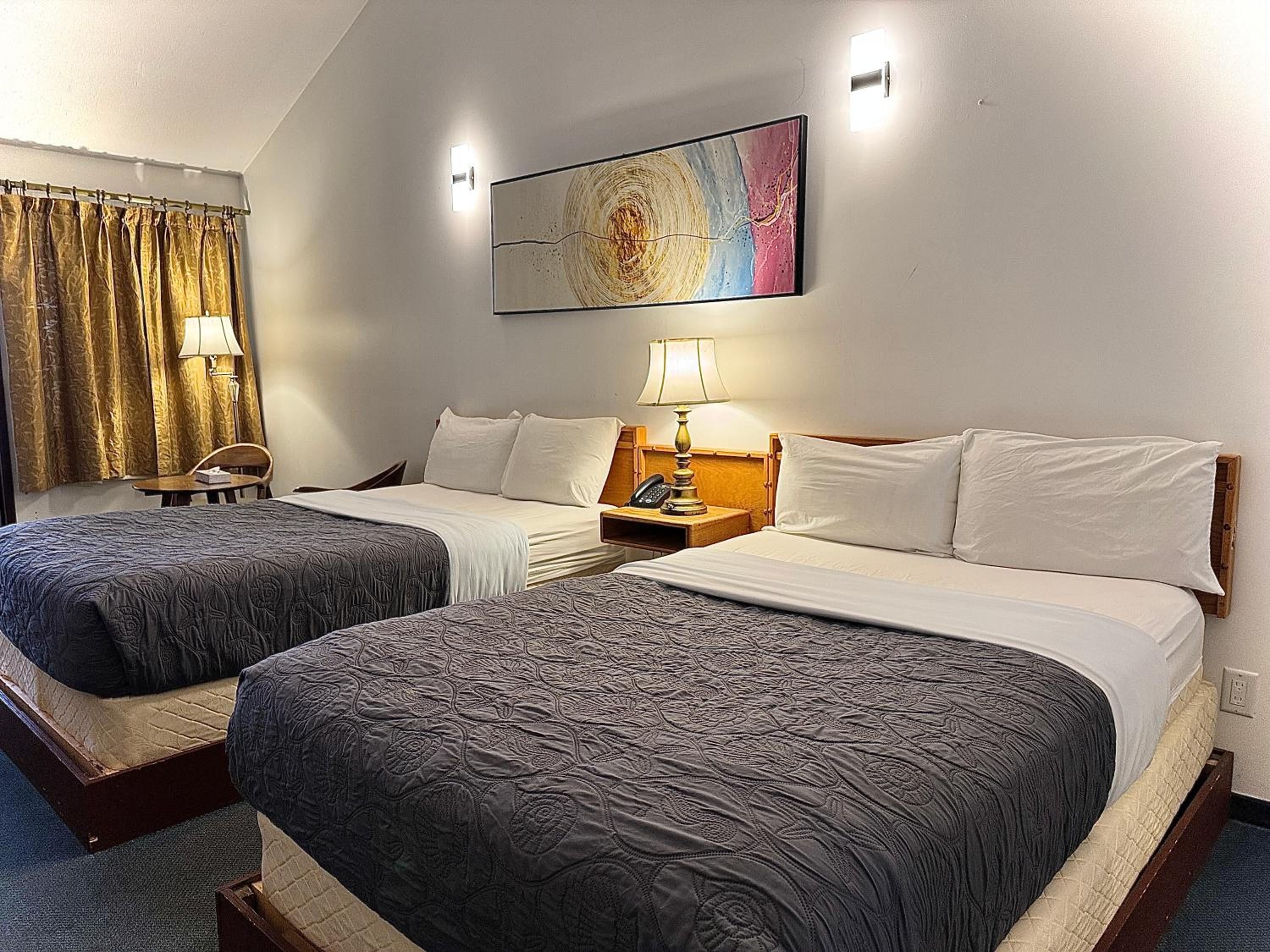 Classic Two Queen Room with Kitchenette - newly renovated photo 1