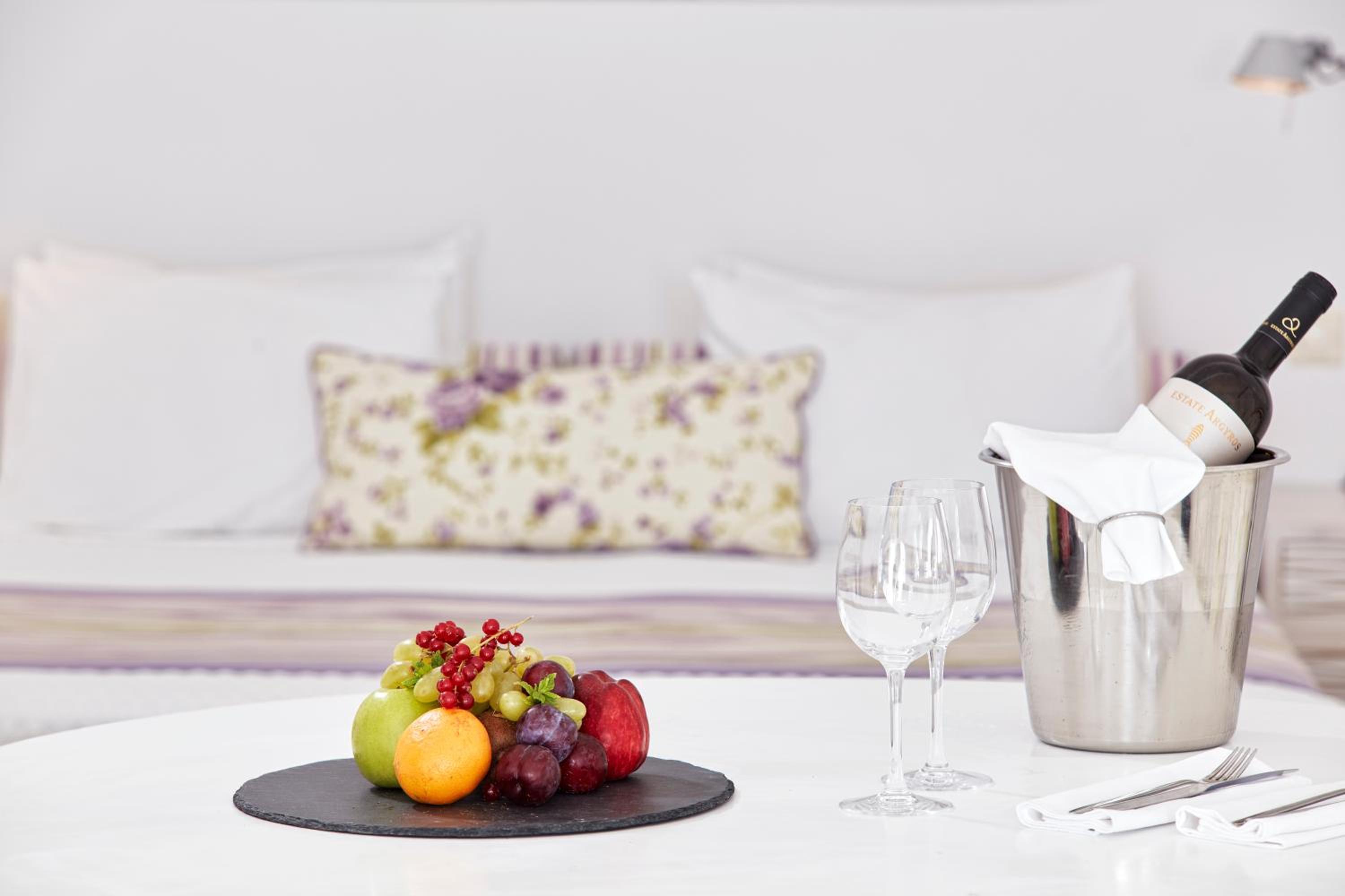 Suite with Sea View - Photo 3