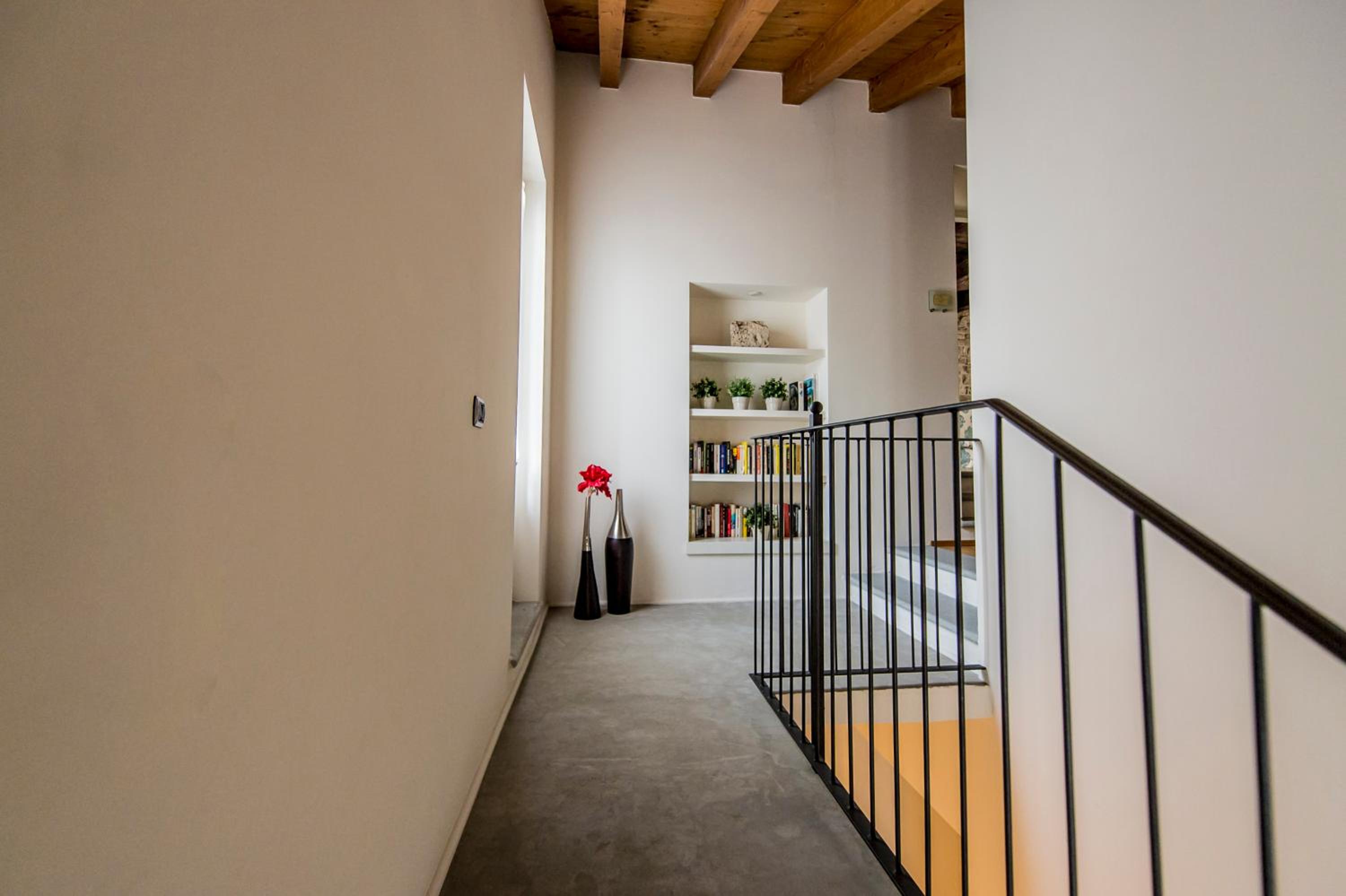 Suite - Split Level photo 3