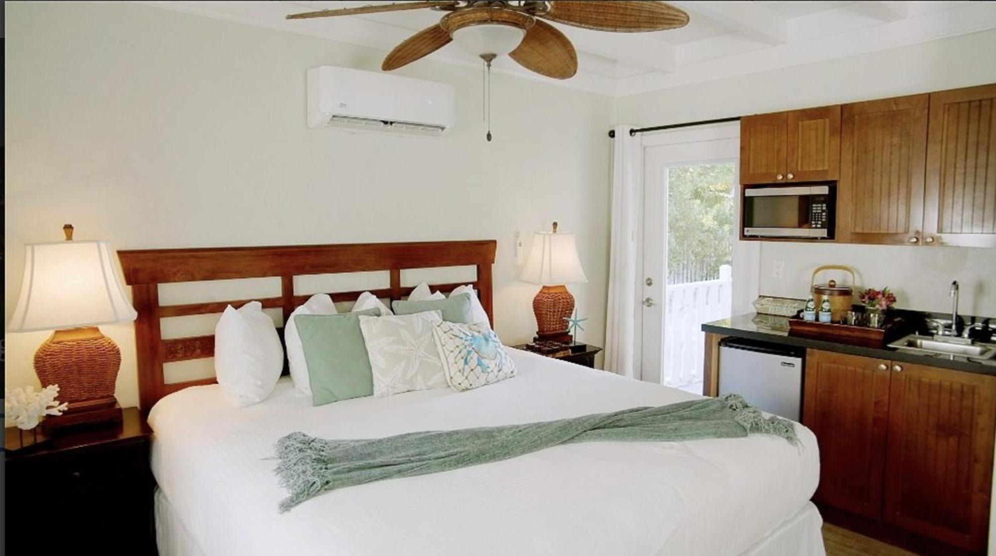 Junior Suite with Garden View - Photo 2