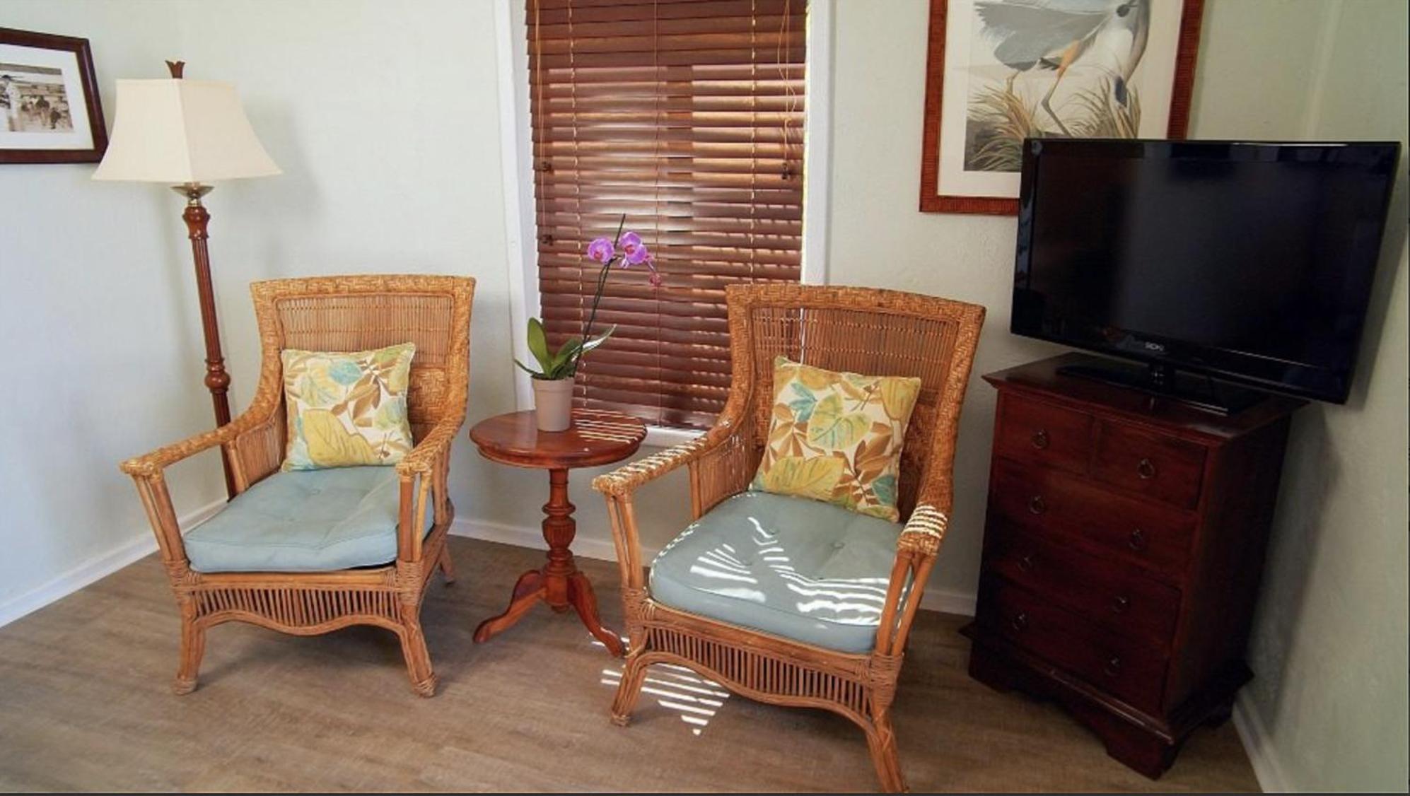 Double Room with Balcony and Sea View - Photo 3