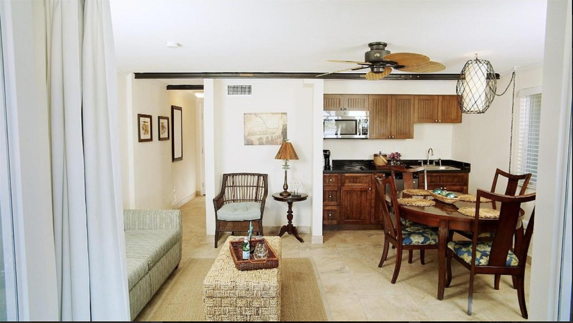 Suite with Sea View - Photo 2