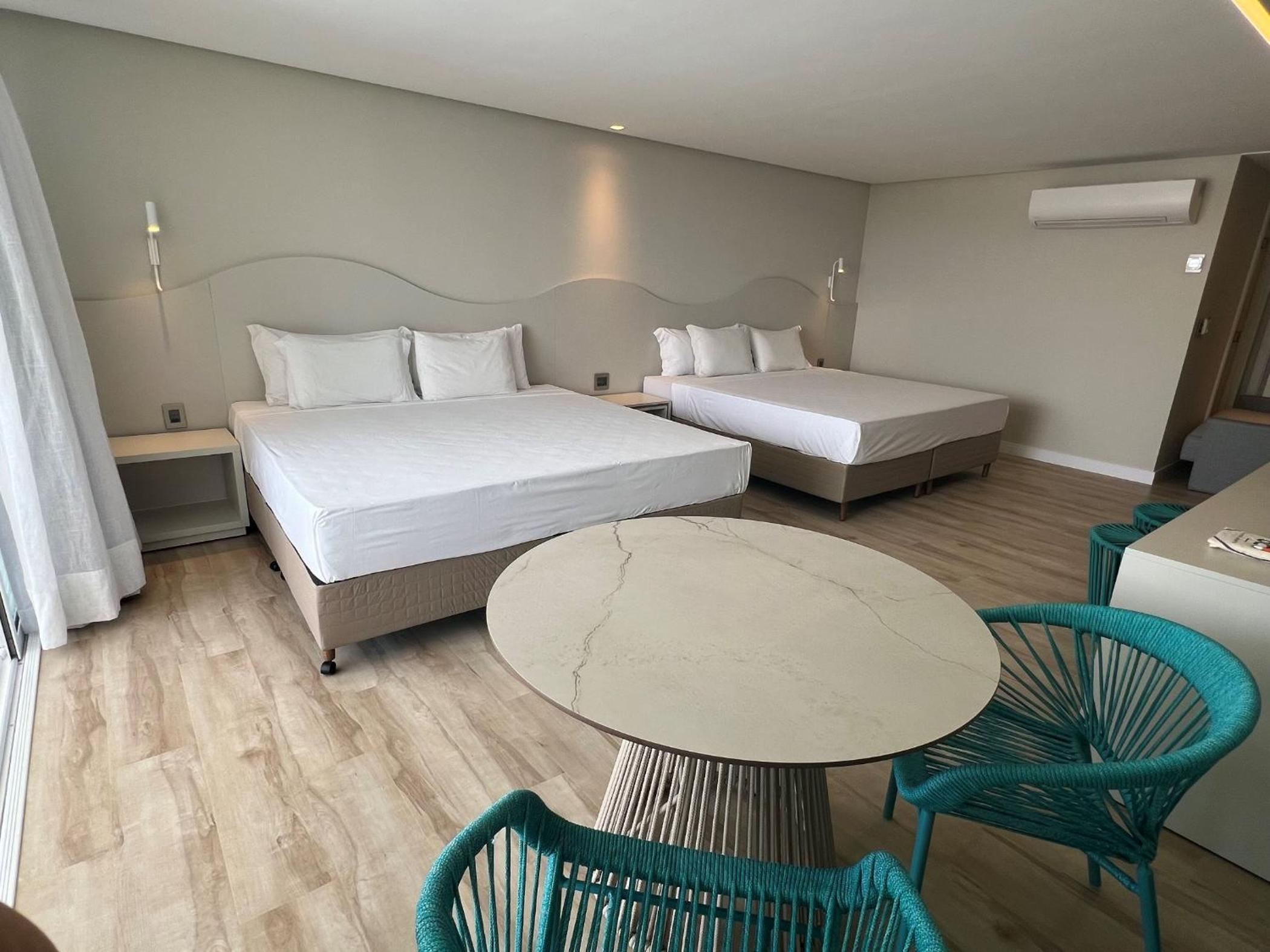 Deluxe Queen Room with Two Queen Beds photo 2