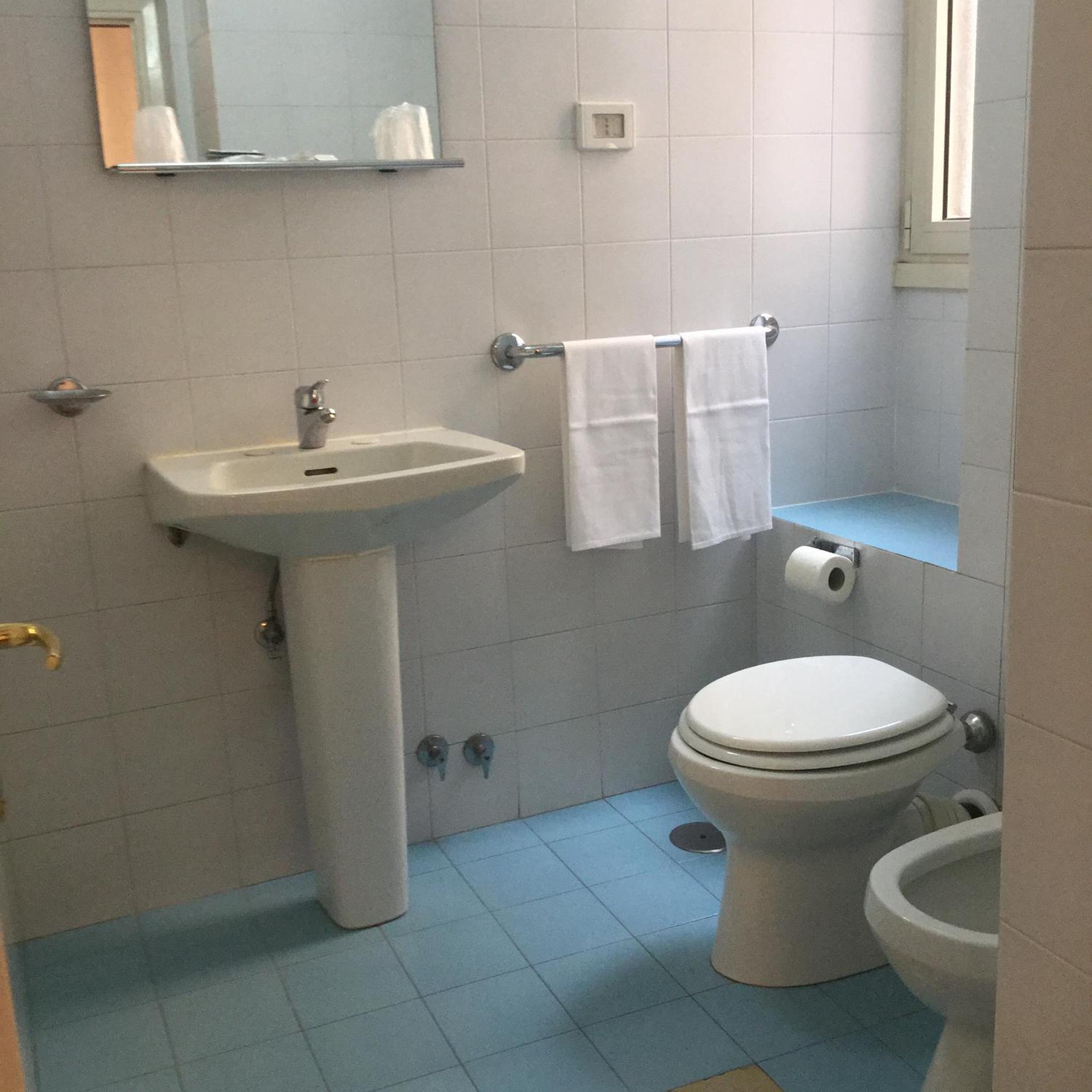 Triple Room - Photo 2