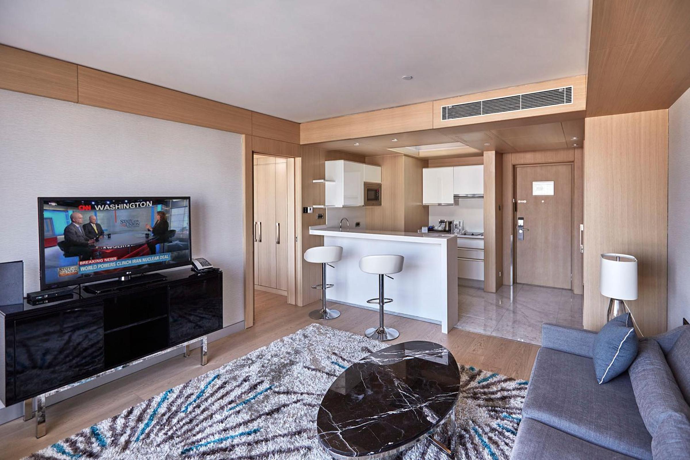 Prestige One Bedroom Suite with City View & Kitchenette