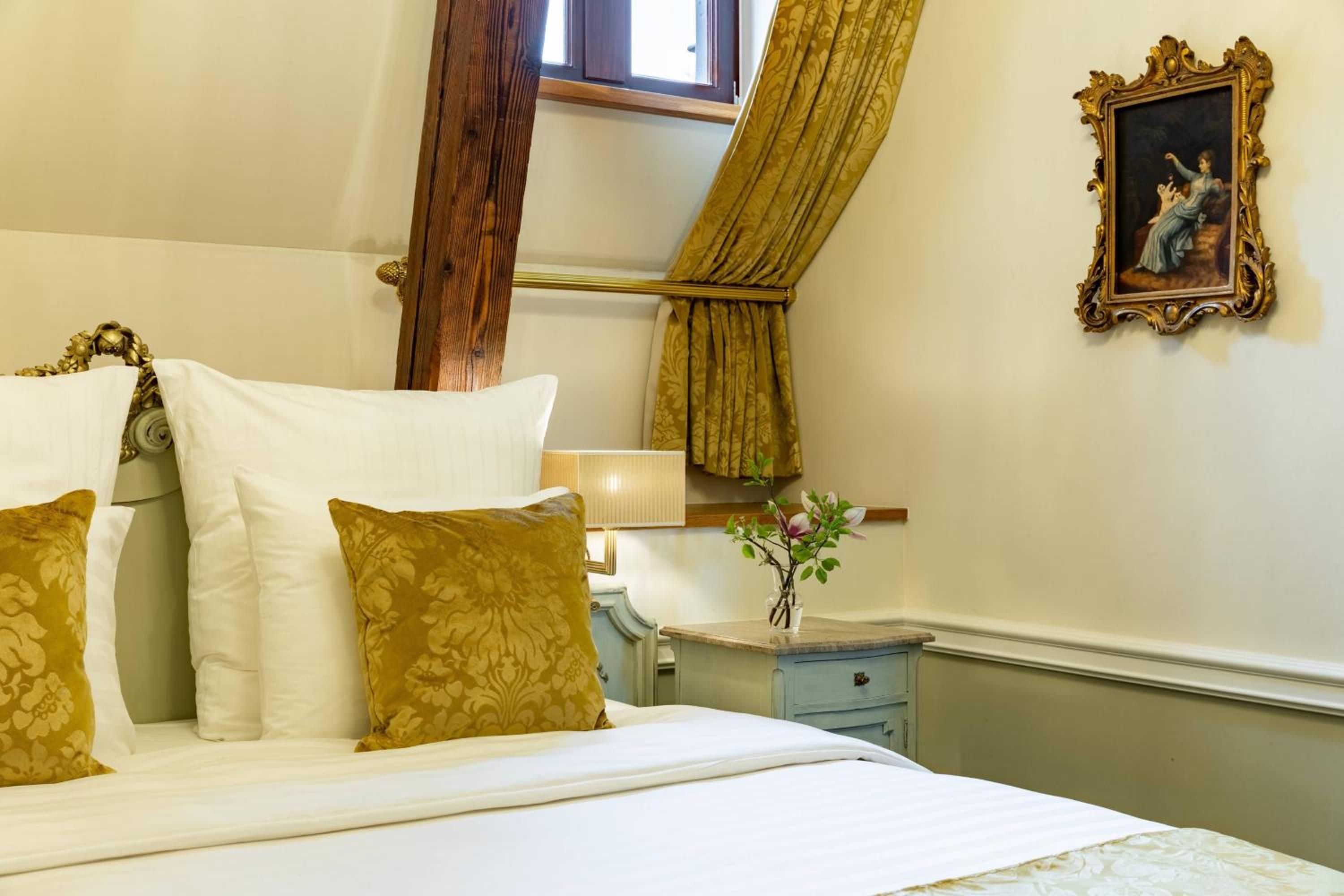 Guest room, Smaller Guest room, 1 King