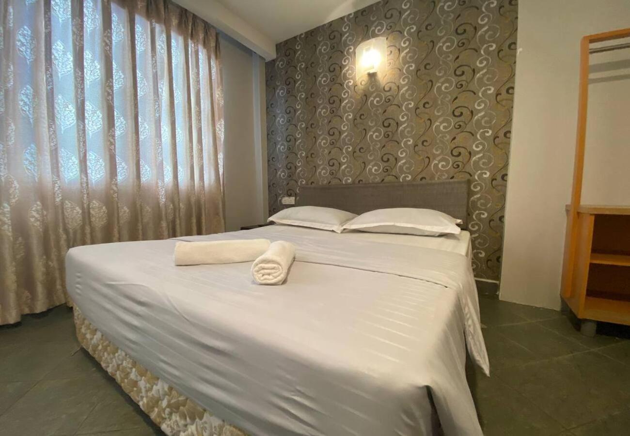 Standard Queen Room - Photo 4