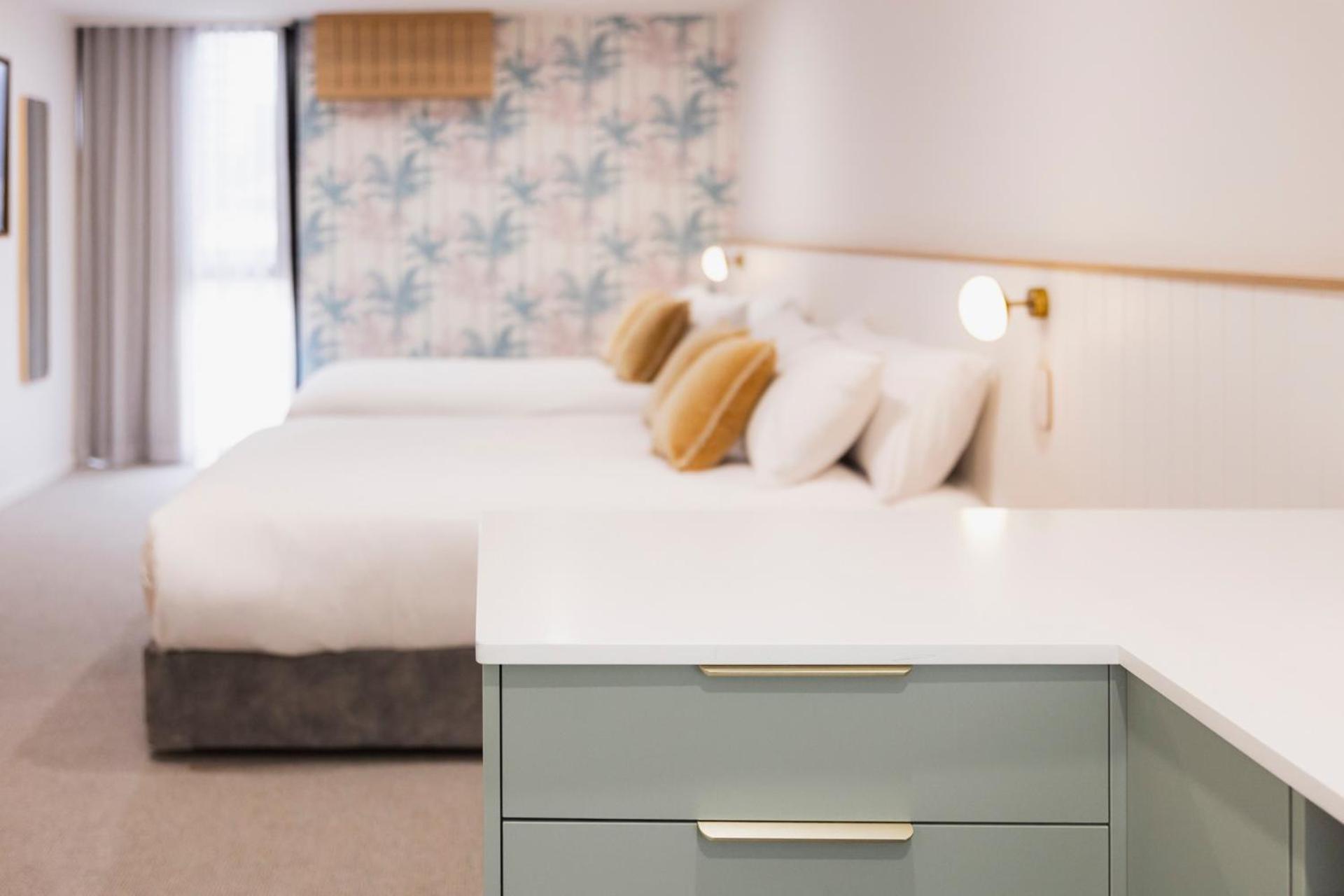 Queen Room with Two Queen Beds photo 1