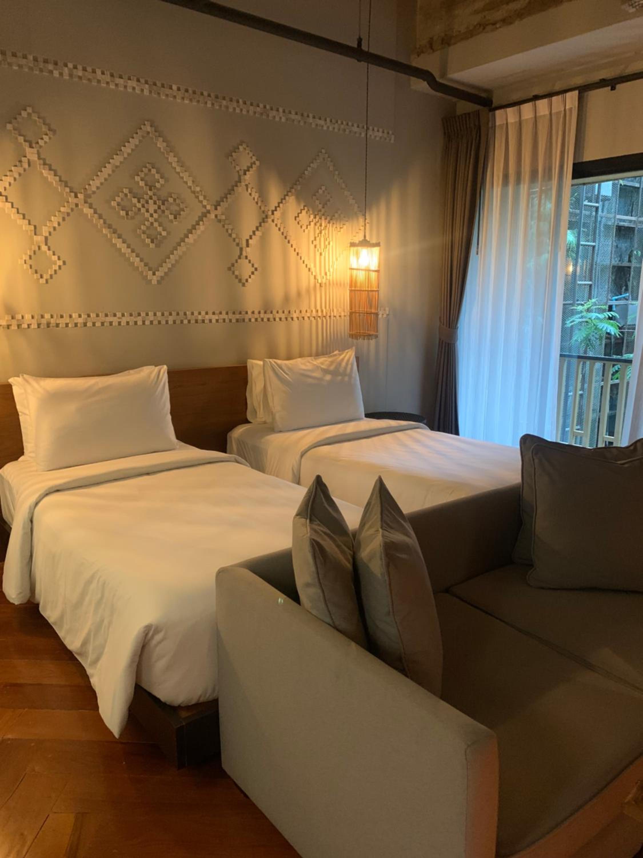 Twin Room with Balcony - Photo 4