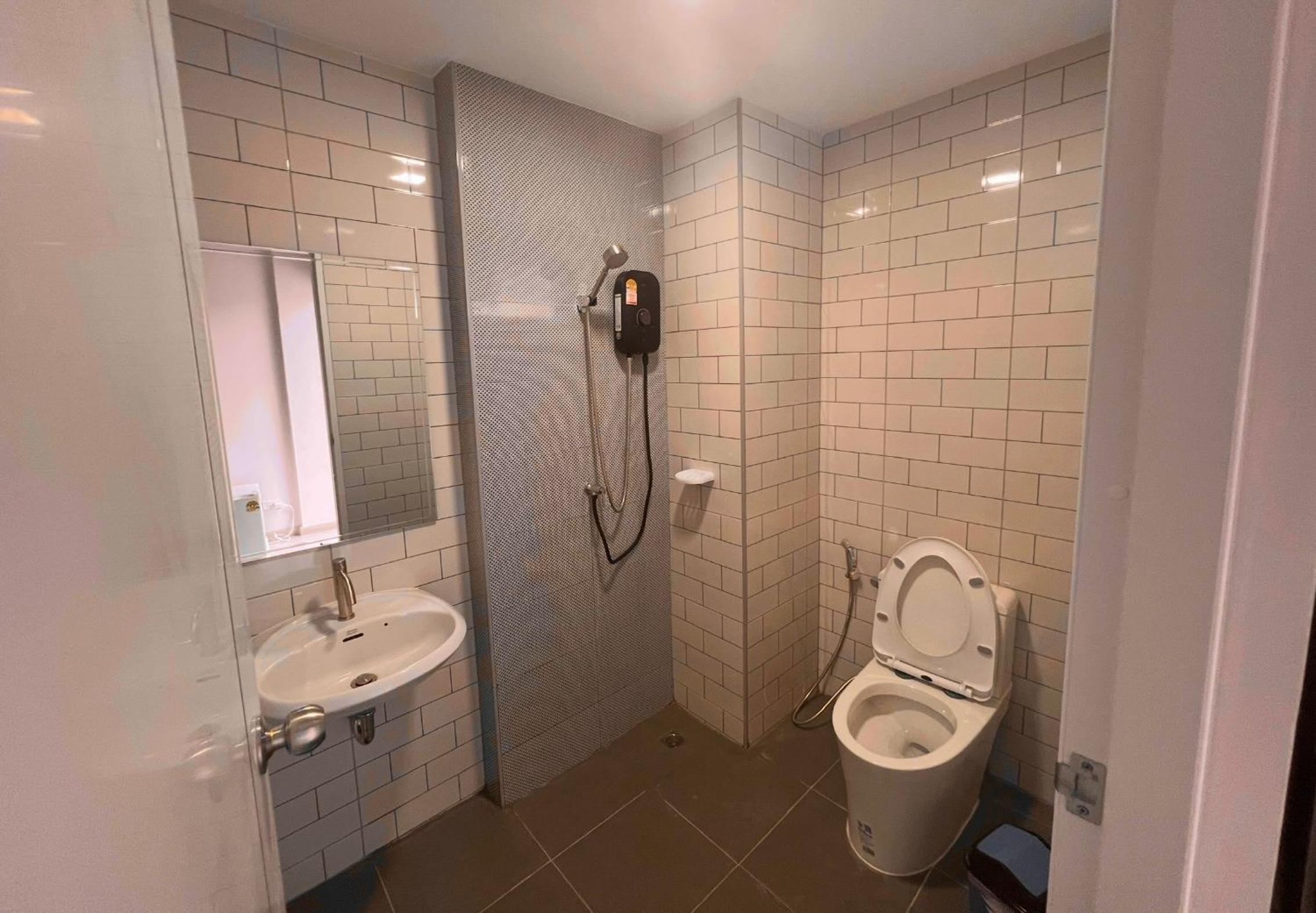 Deluxe Double Room with Balcony photo 3