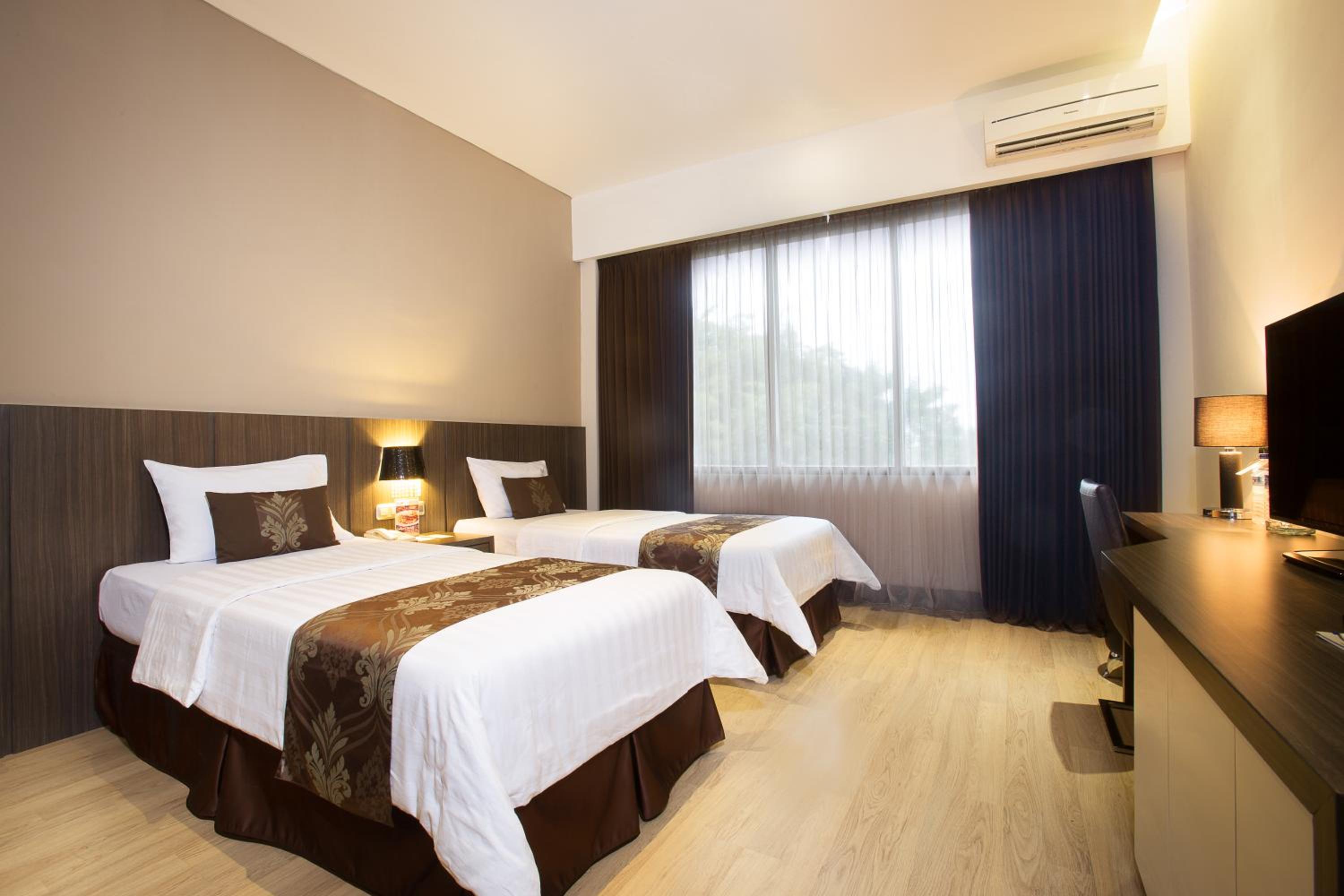 Superior Twin Room - Photo 1
