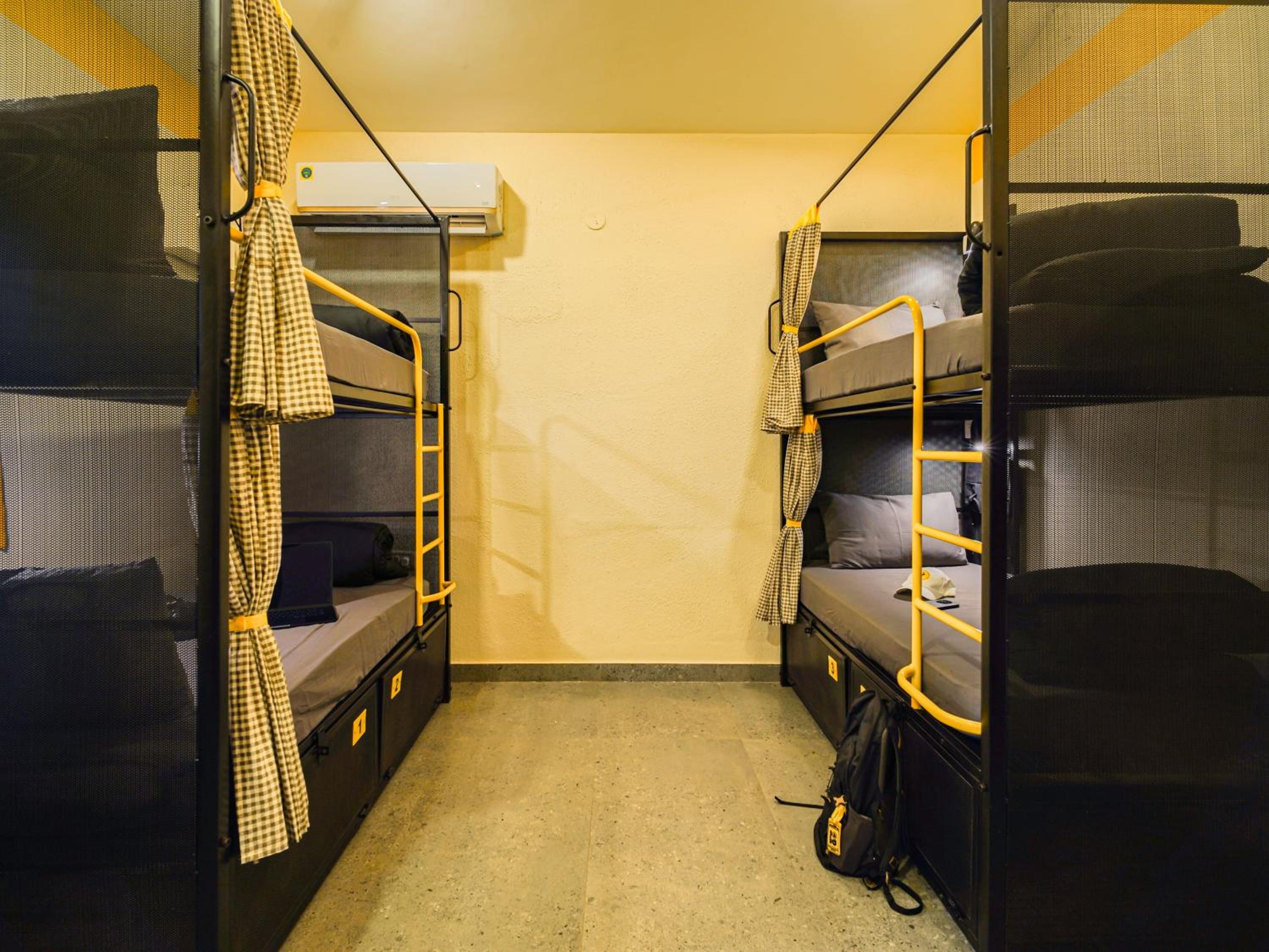 Bed in 4-Bed Female Dormitory Room photo 1