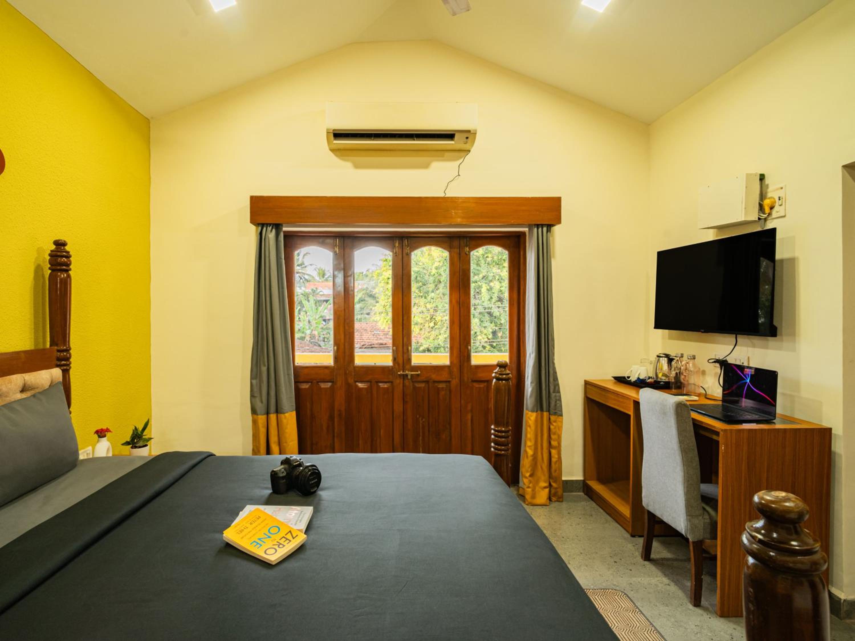 Deluxe Double Room photo 3