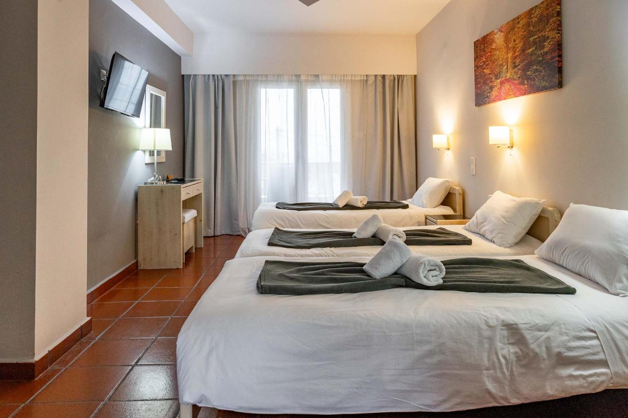 Triple Room - Photo 2