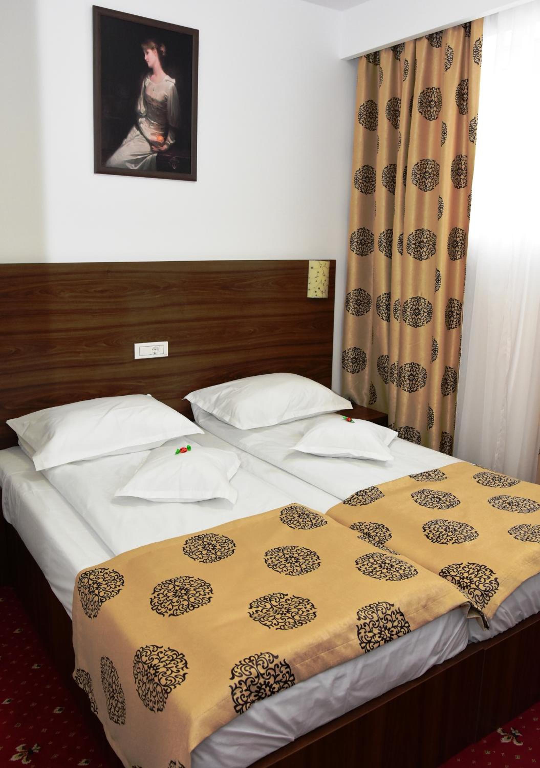 Double Room - Photo 4