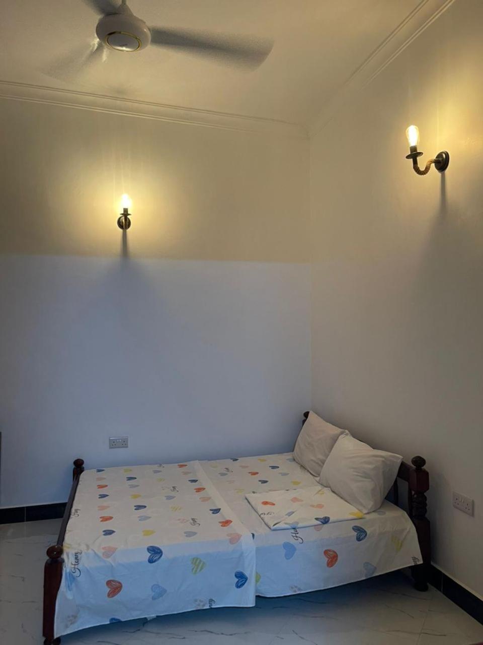 Deluxe Double Room (2 Adults + 1 Child) photo 3