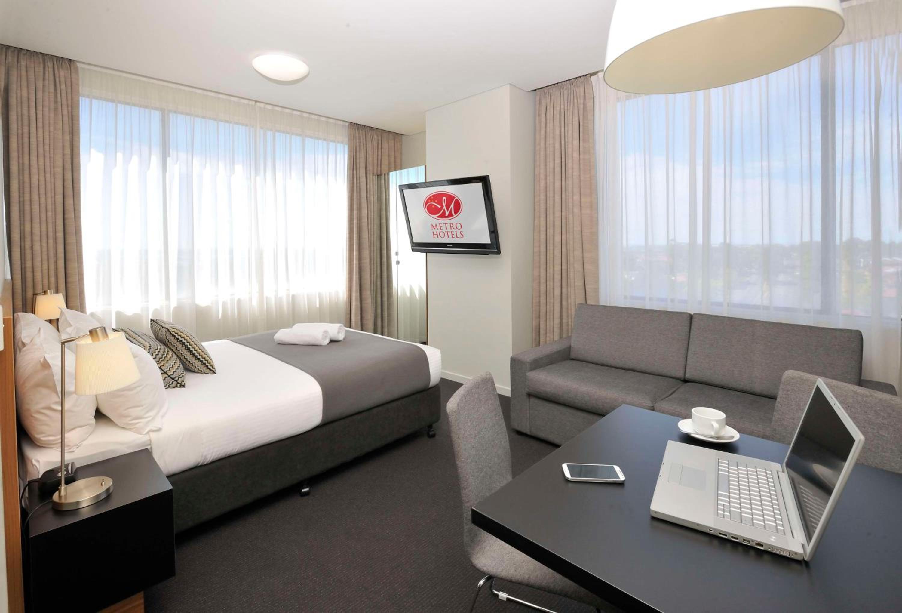 Deluxe King Room