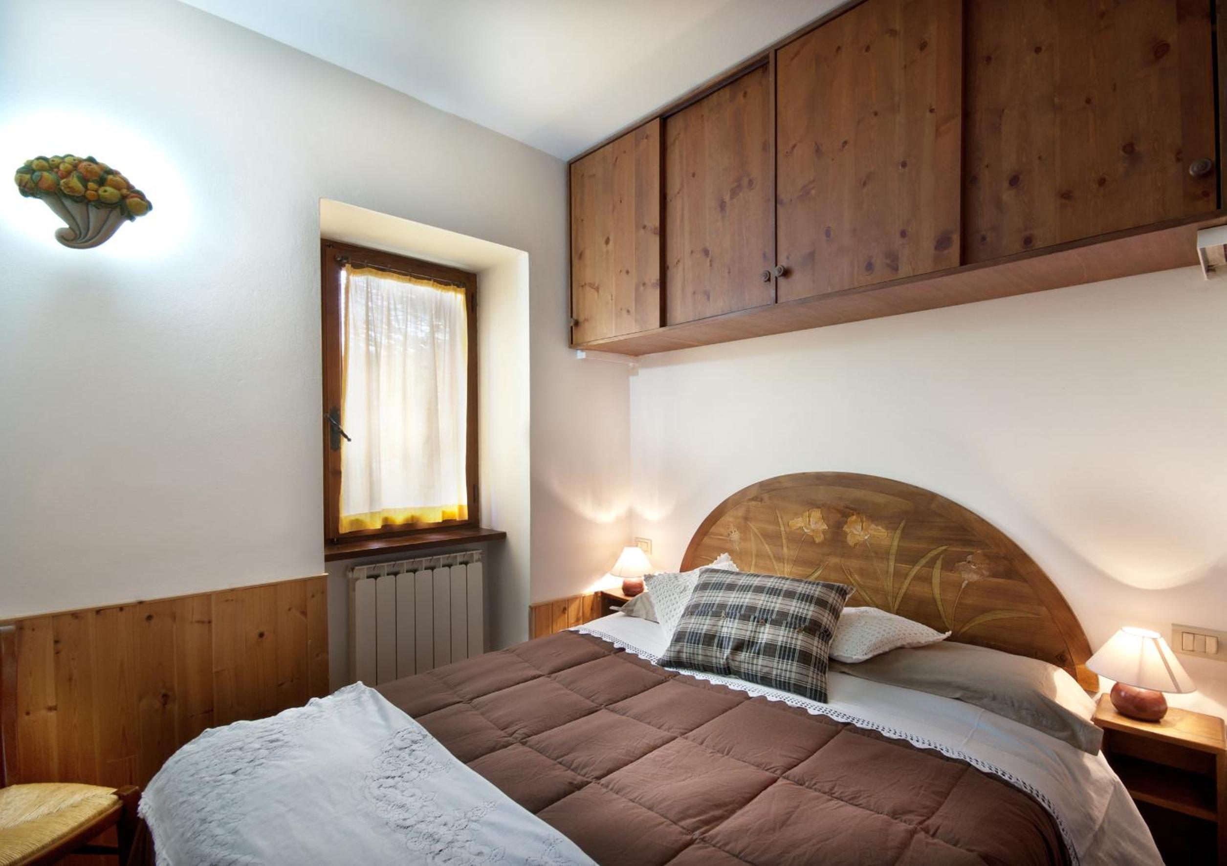 One-Bedroom Apartment (2 Adults)