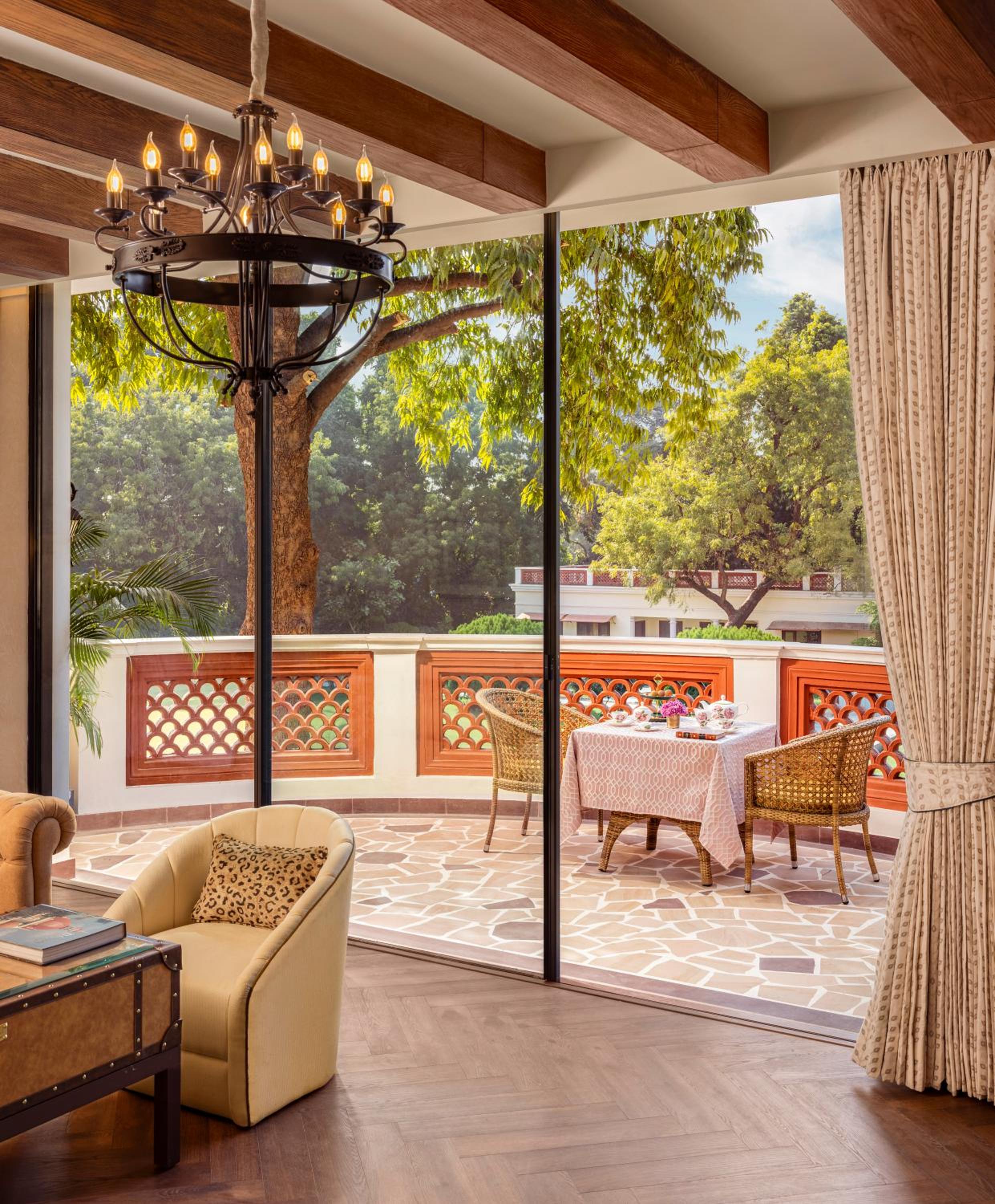 Grand Luxury Room with Balcony Grand Luxury Room with Balcony