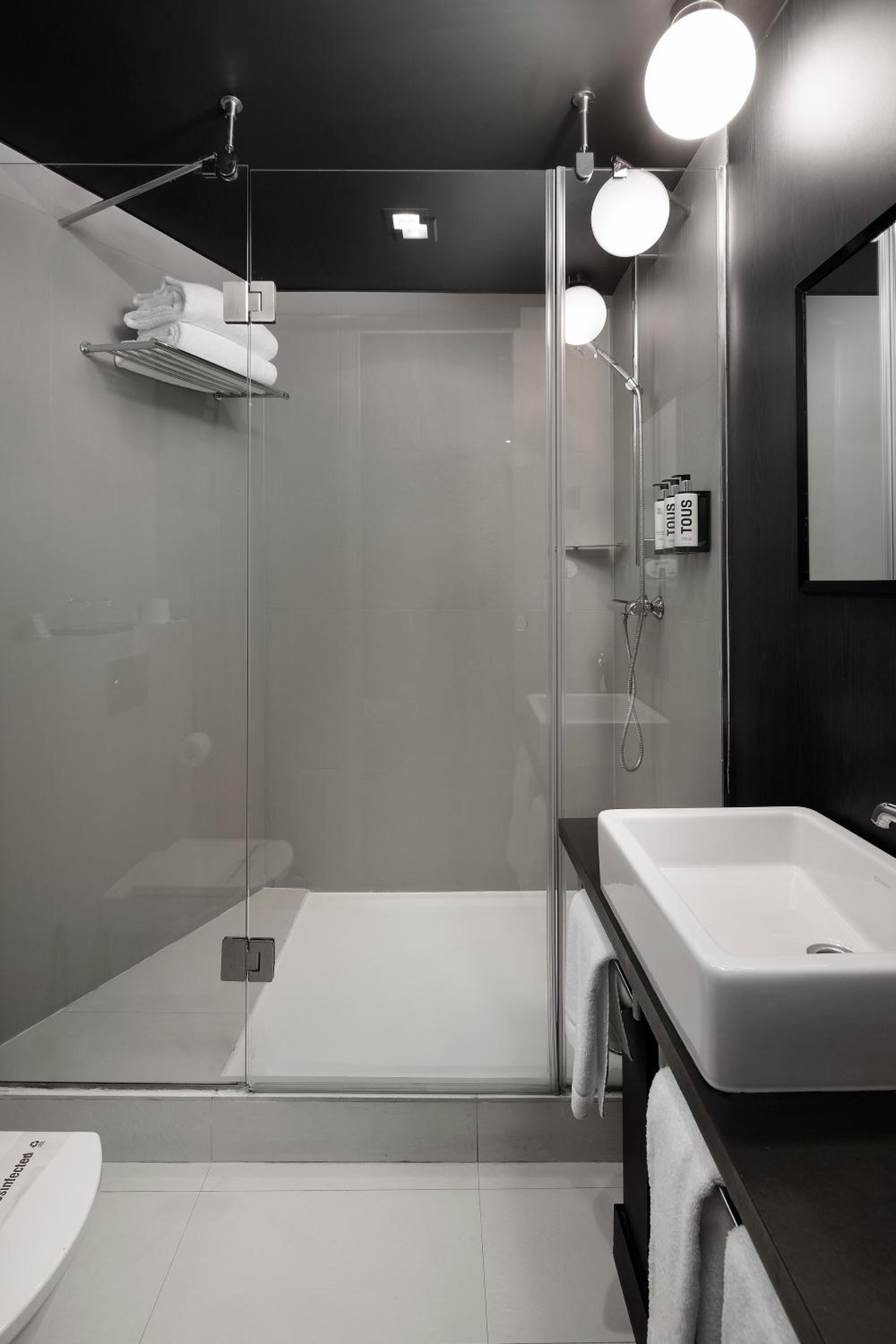 Double Room with Balcony photo 2