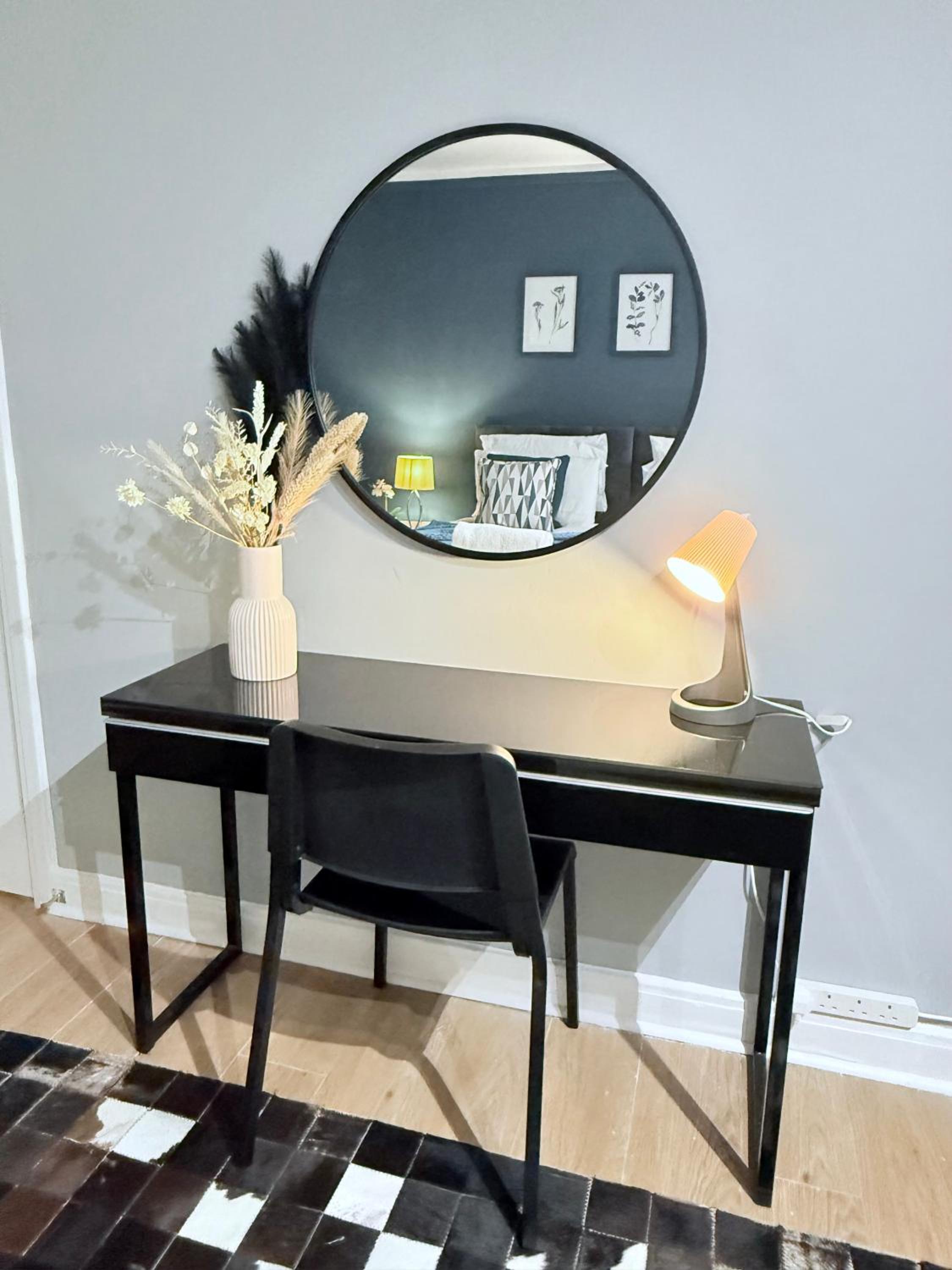 Two-Bedroom Apartment photo 2
