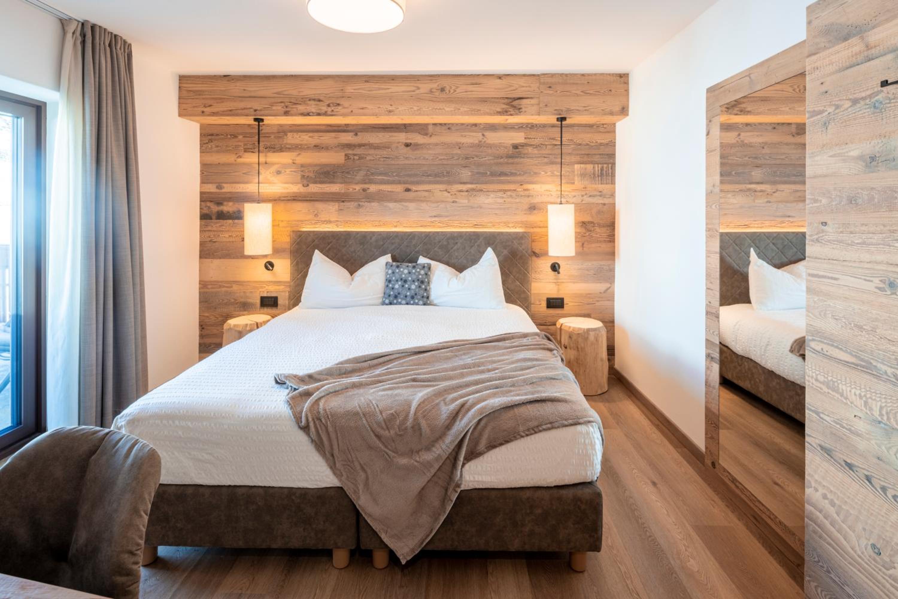 Junior Suite with Balcony photo 1