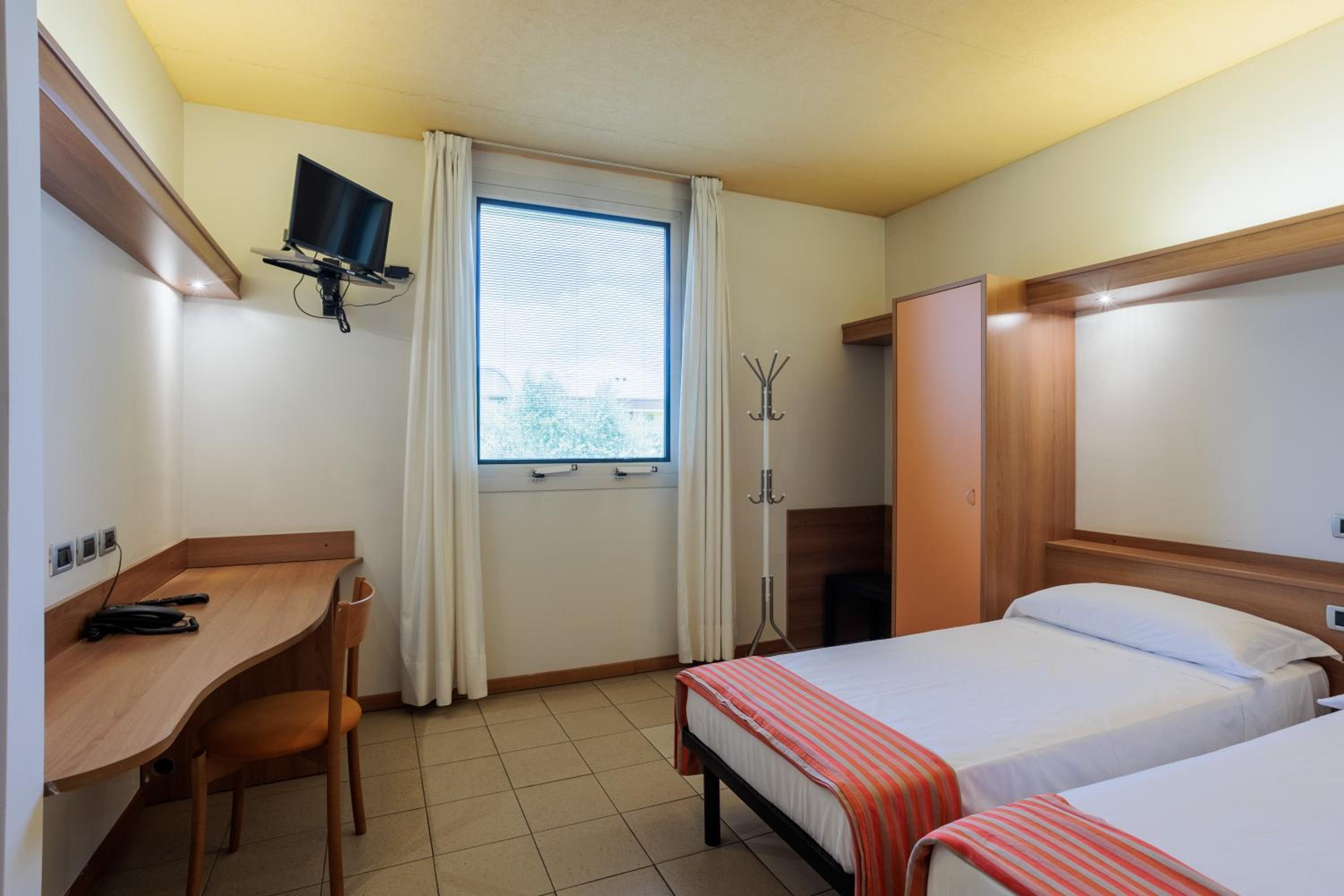 Twin Room photo 3