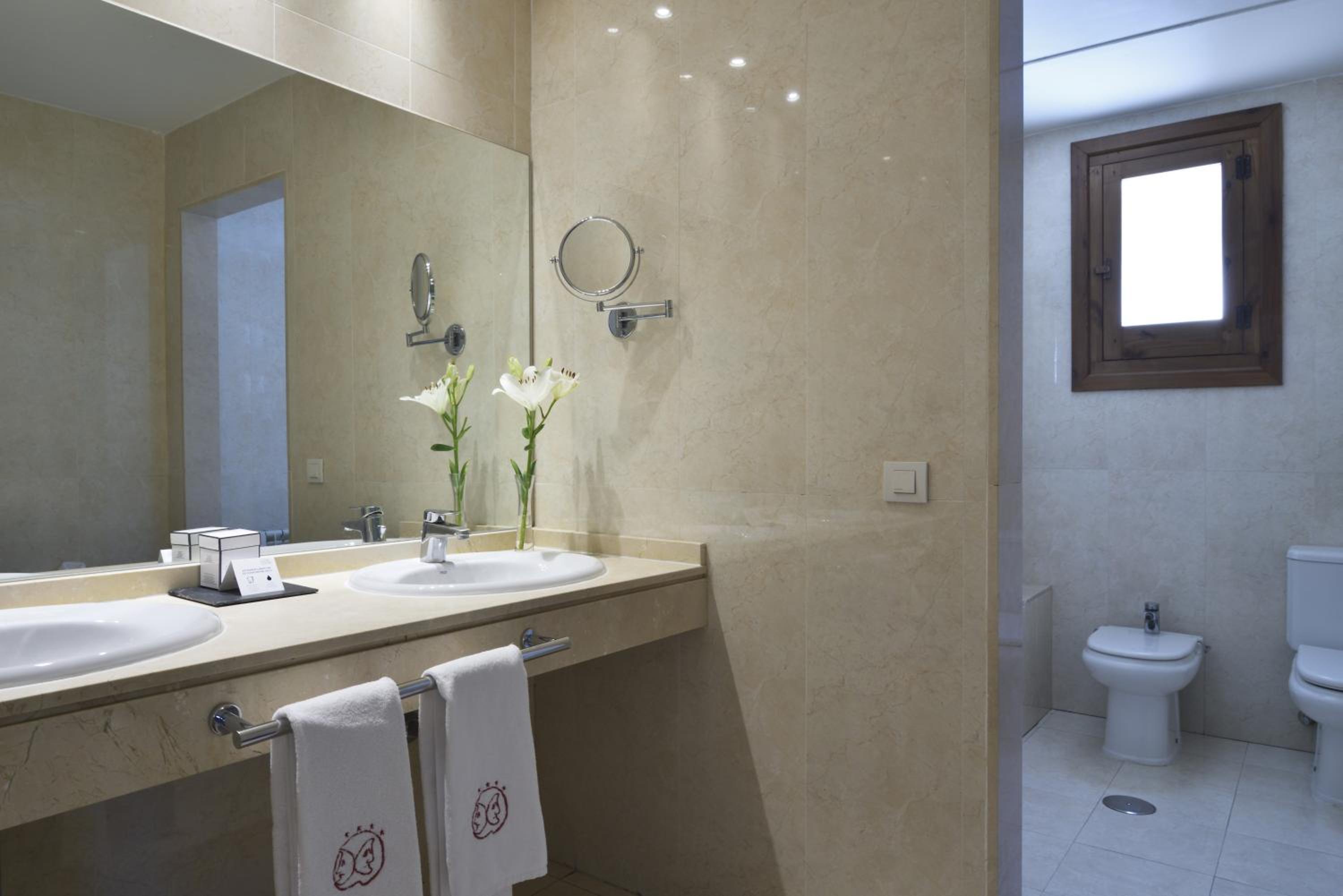 Two Connecting Double Rooms