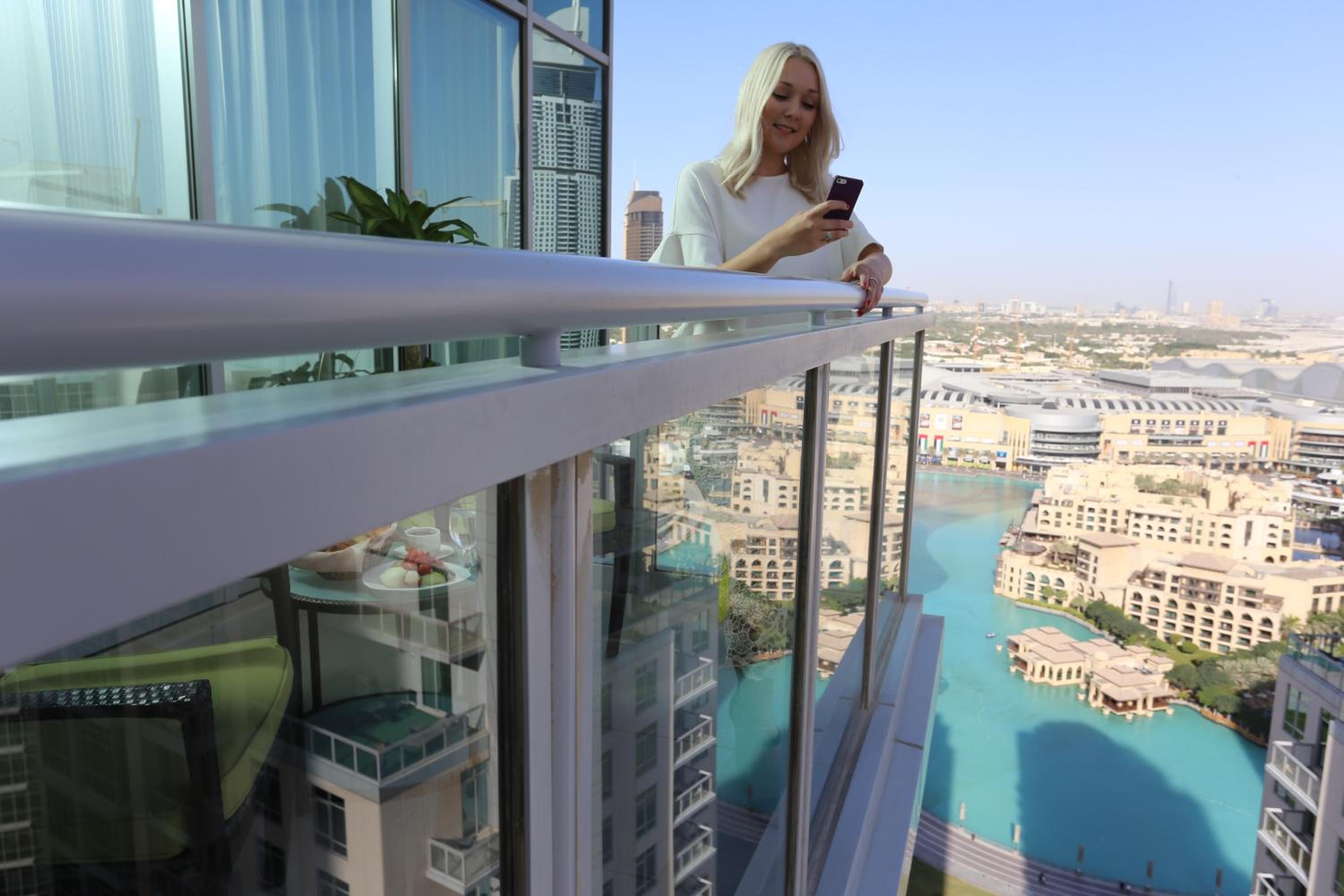 2 Bedroom, Balcony Burj Khalifa View, Smoking thumbnail 6
