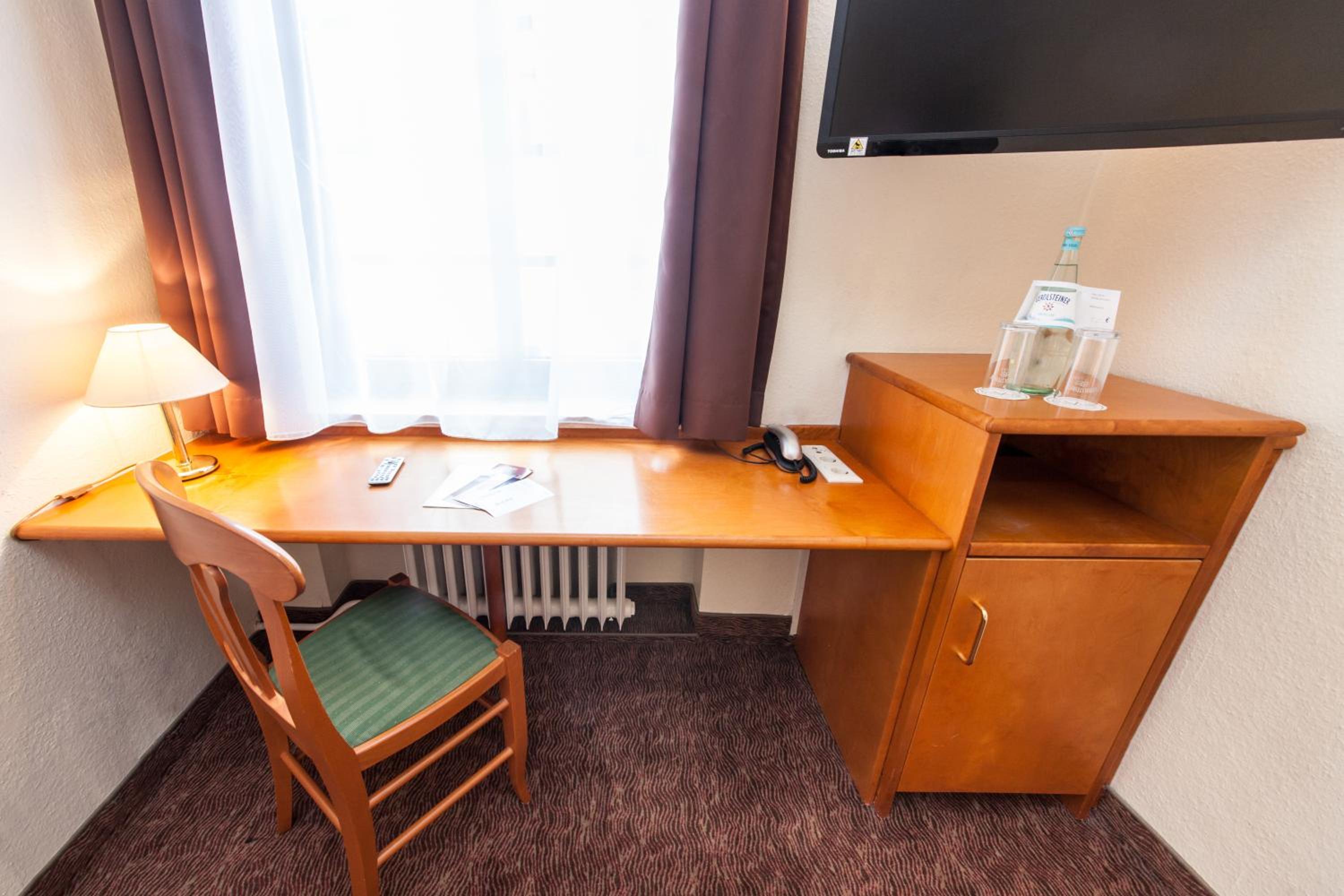 Queen Room - Photo 3